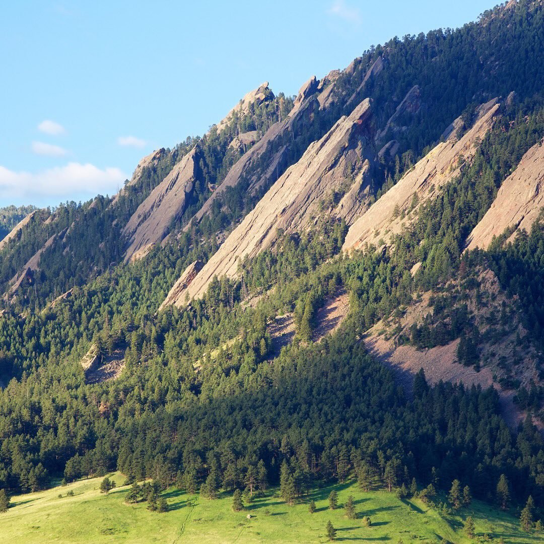 ⛰️Our Boulder location offers participants in our programs a rich blend of cultural, educational and recreational opportunities that support their journey. 

☀️Our location is a huge reason participants select AIM because the city offers a small town
