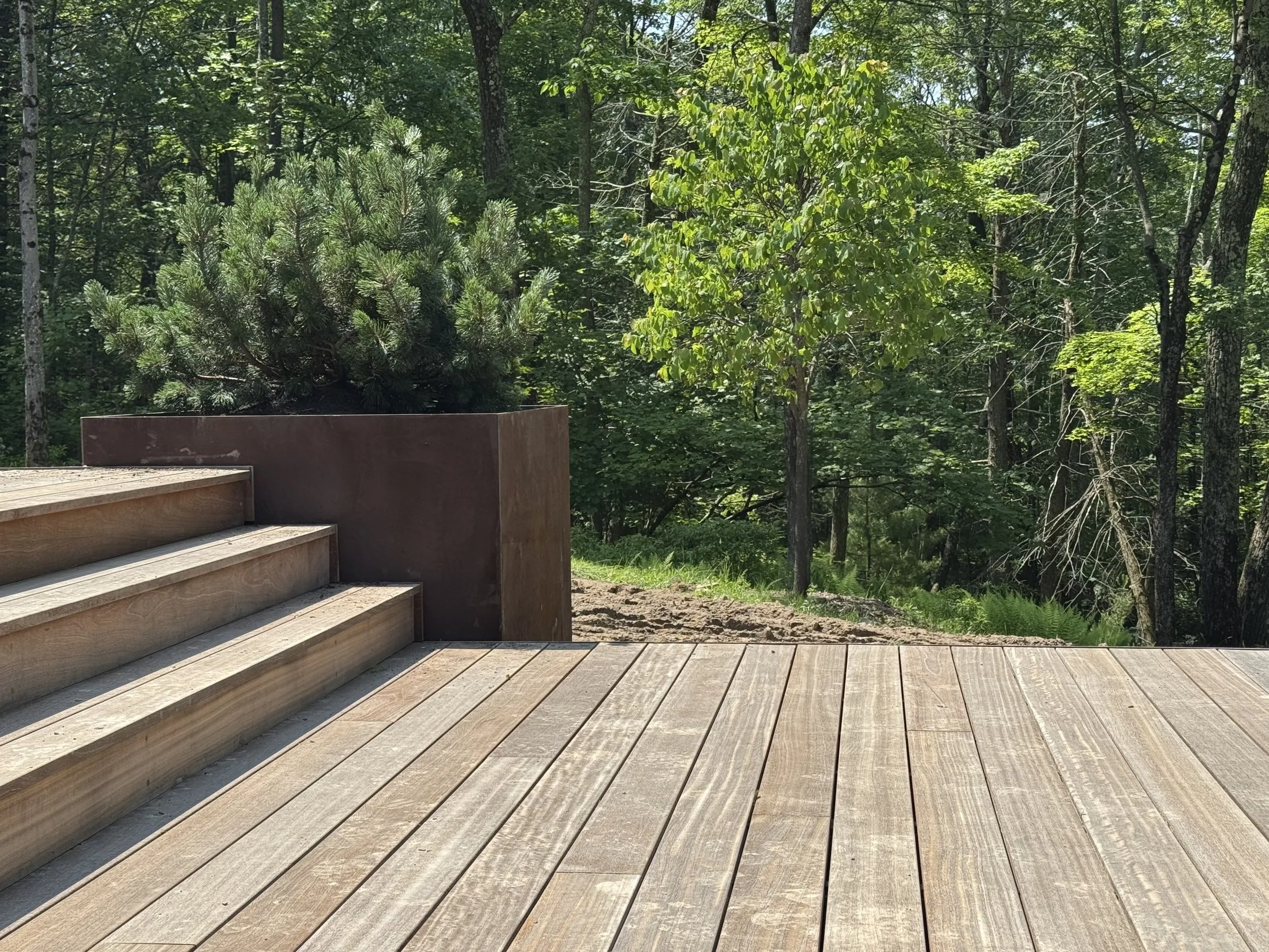 Upstate New York landscaping. Catskills landscaper. Hudson River Valley landscaper. Best landscaper in upstate New York. Best landscaper in Hudson River Valley. Best landscaper in the Catskills.