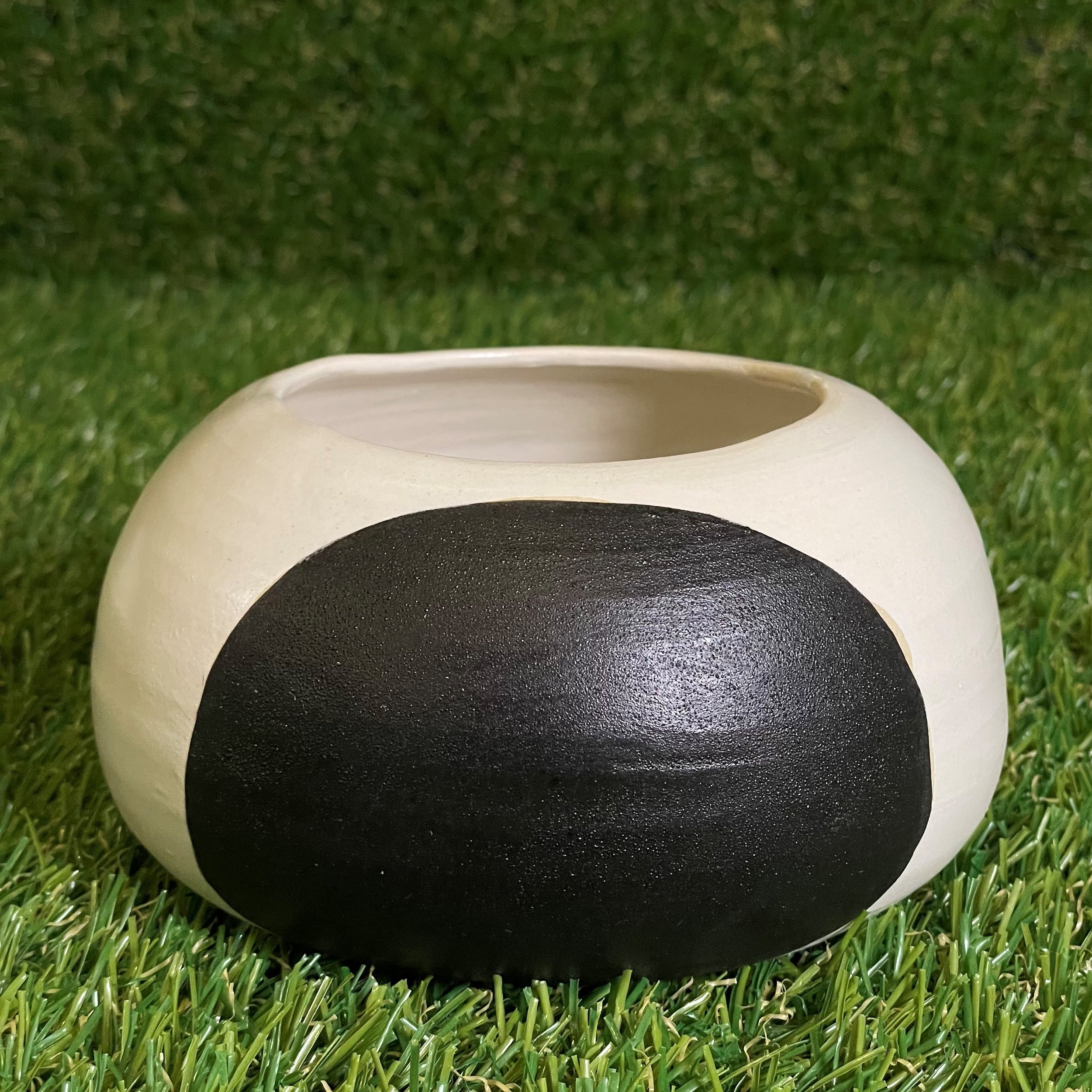 dot vessel large i.jpg