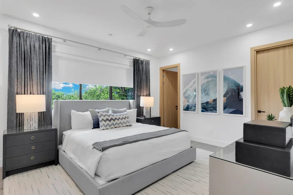Cinnamon+bedroom+3.webp