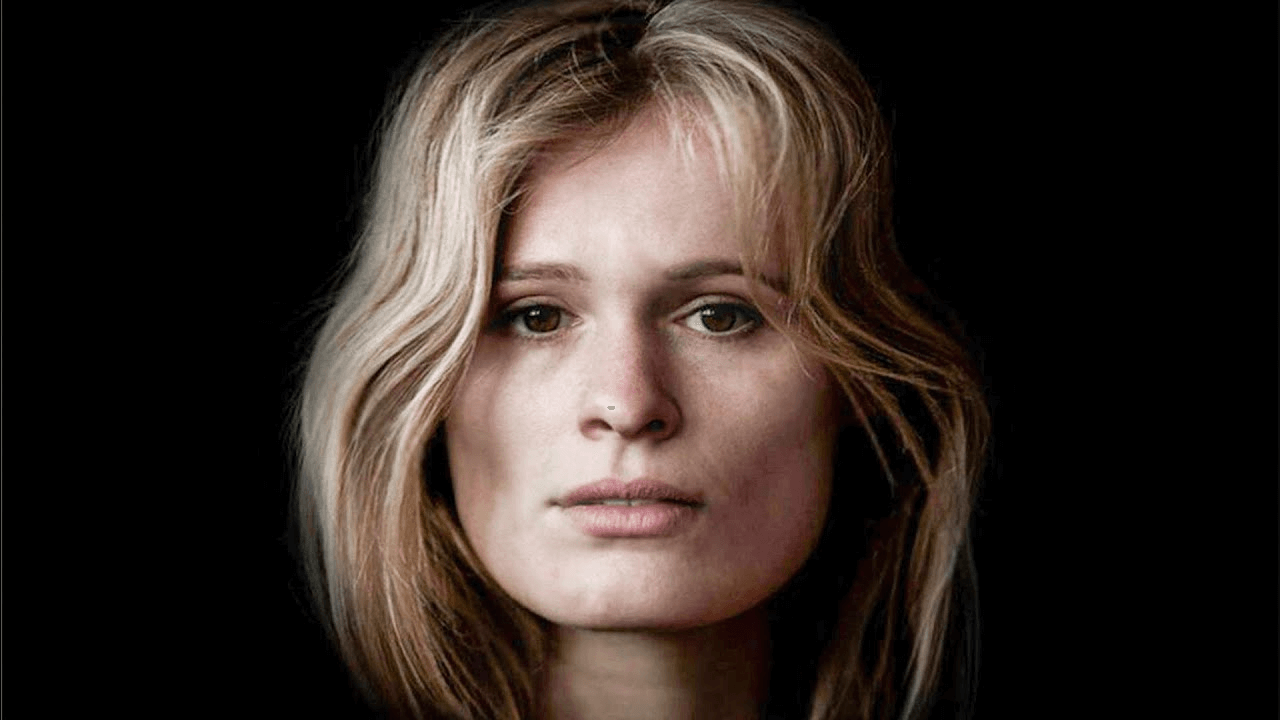 Rare Photos Show How Medieval Women Really Looked