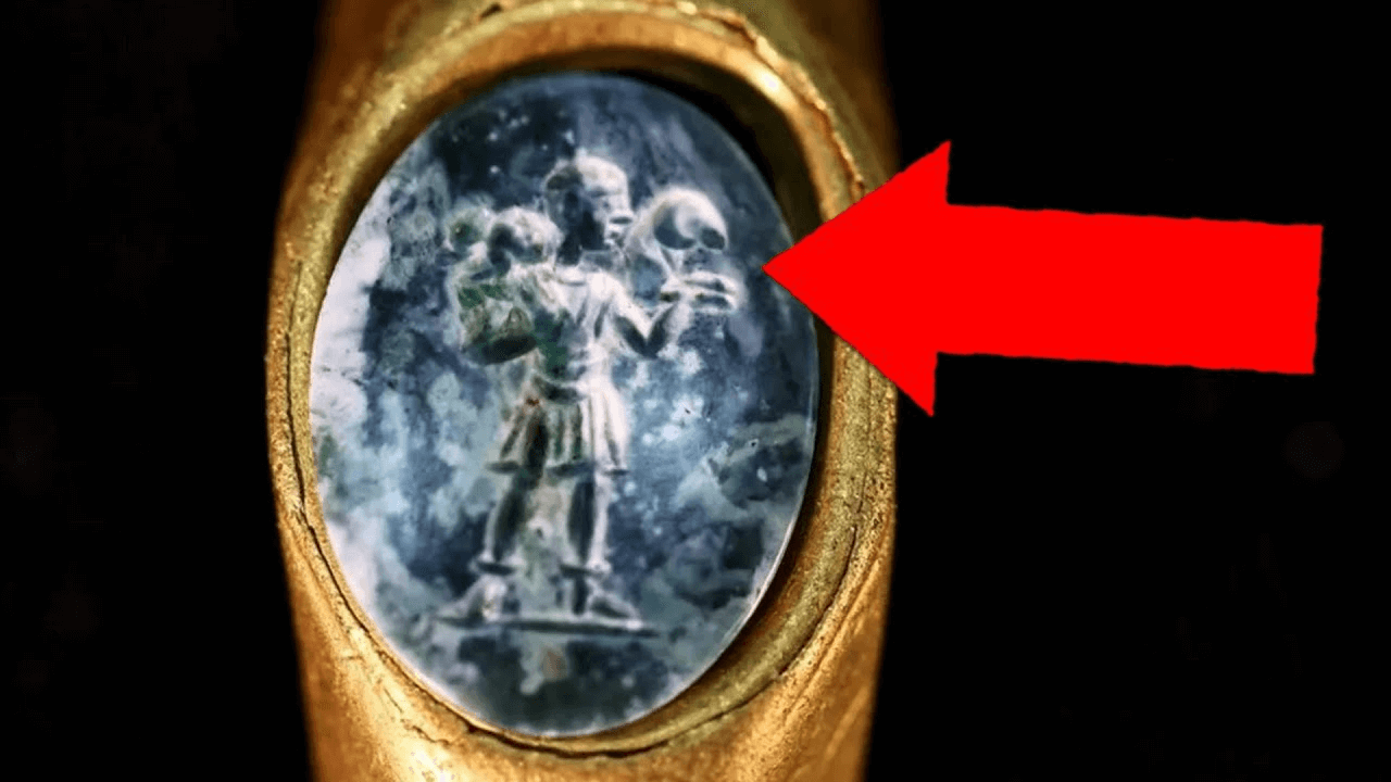 5 Most Mysterious Artifacts Discovered in Ancient Shipwrecks