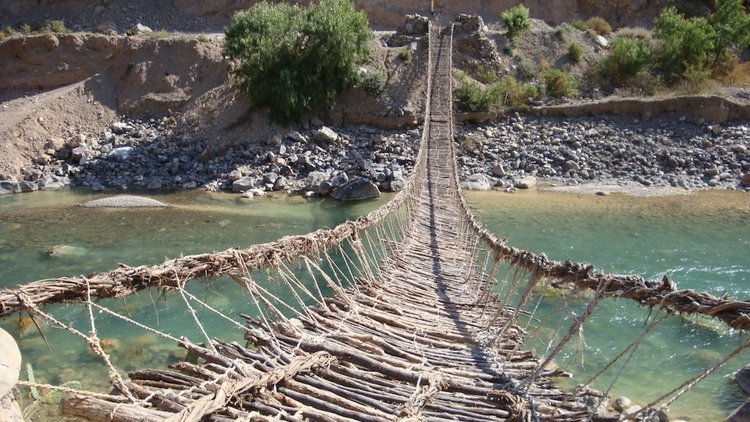 The rope bridges of the Incas: The ancient technology that united