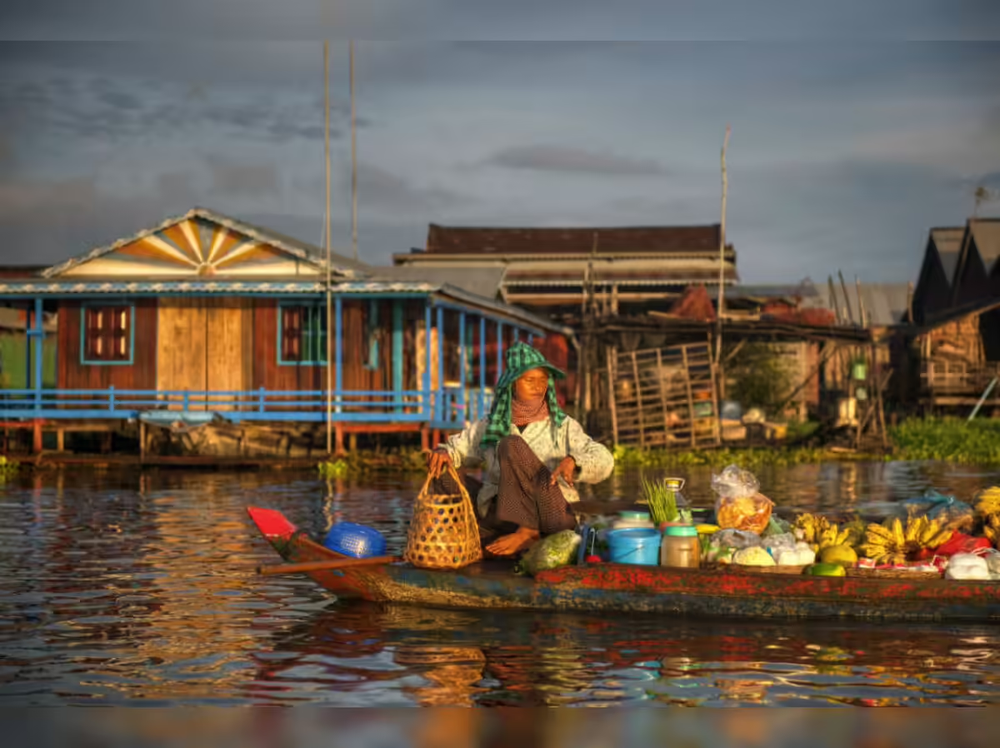 The River Kingdoms Built on Floating Villages