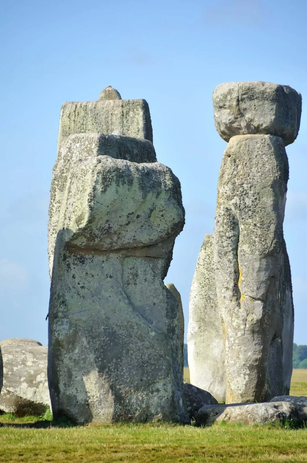 Standing-stones-Stonehenge-Salisbury-England-Wiltshire.webp