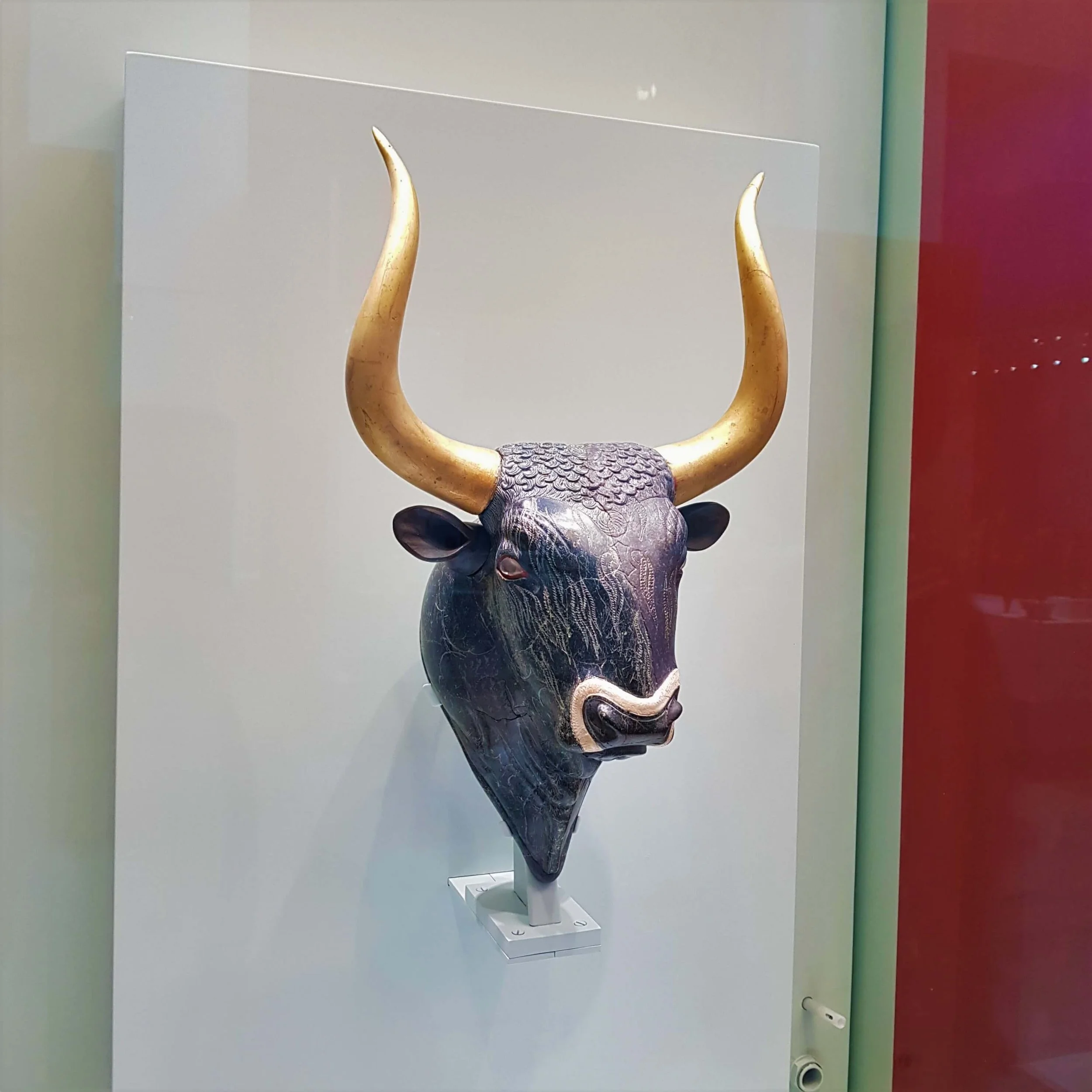 Ancient Greek Rhyta Bull’s Head Rhyton: A Ritual Symbol of Minoan Crete, Mycenae, and Beyond