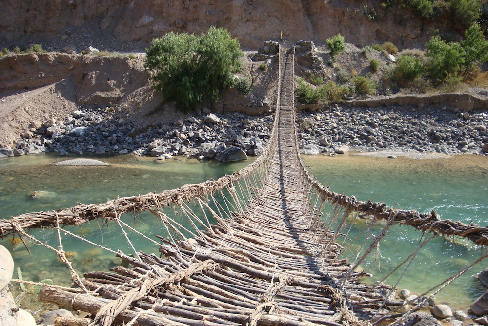 The rope bridges of the Incas: The ancient technology that united Andean  communities fades into history