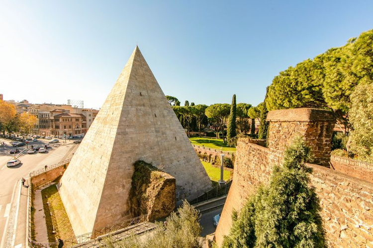 The Pyramid of Cestius: A Monument of Mystery and Marvel in Ancient Rome