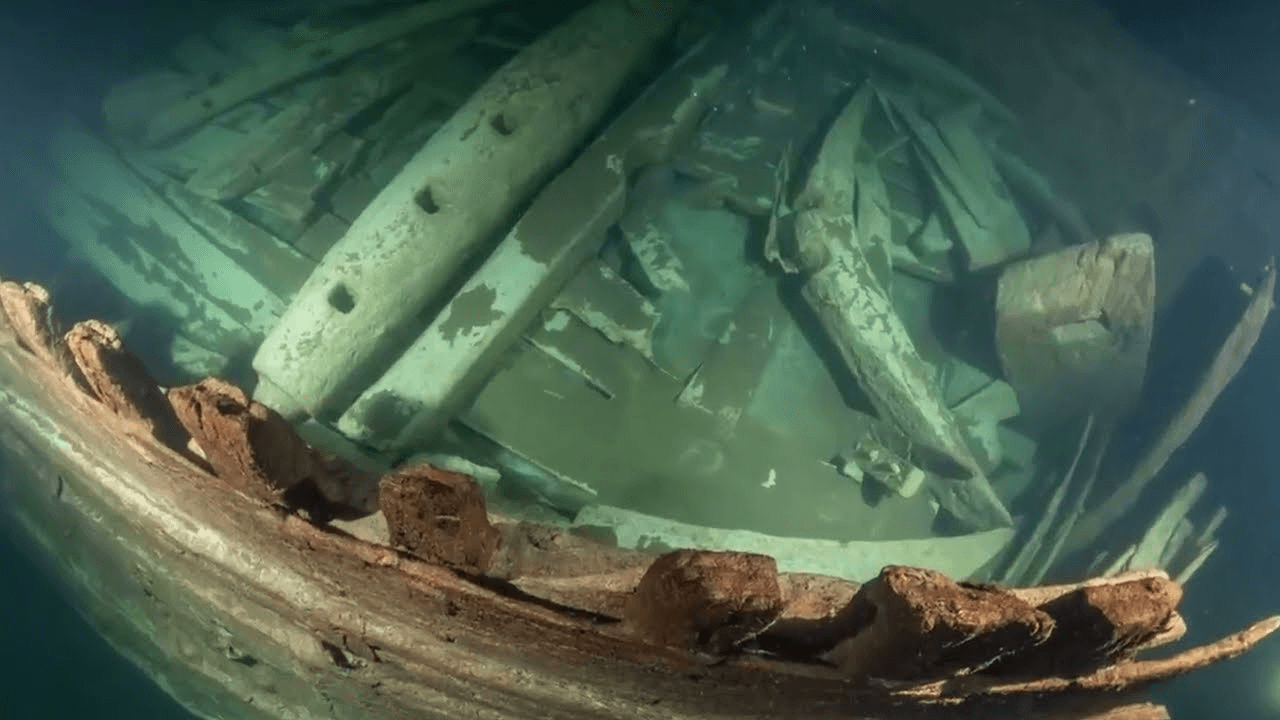 12 Most Amazing and Unexpected Underwater Finds