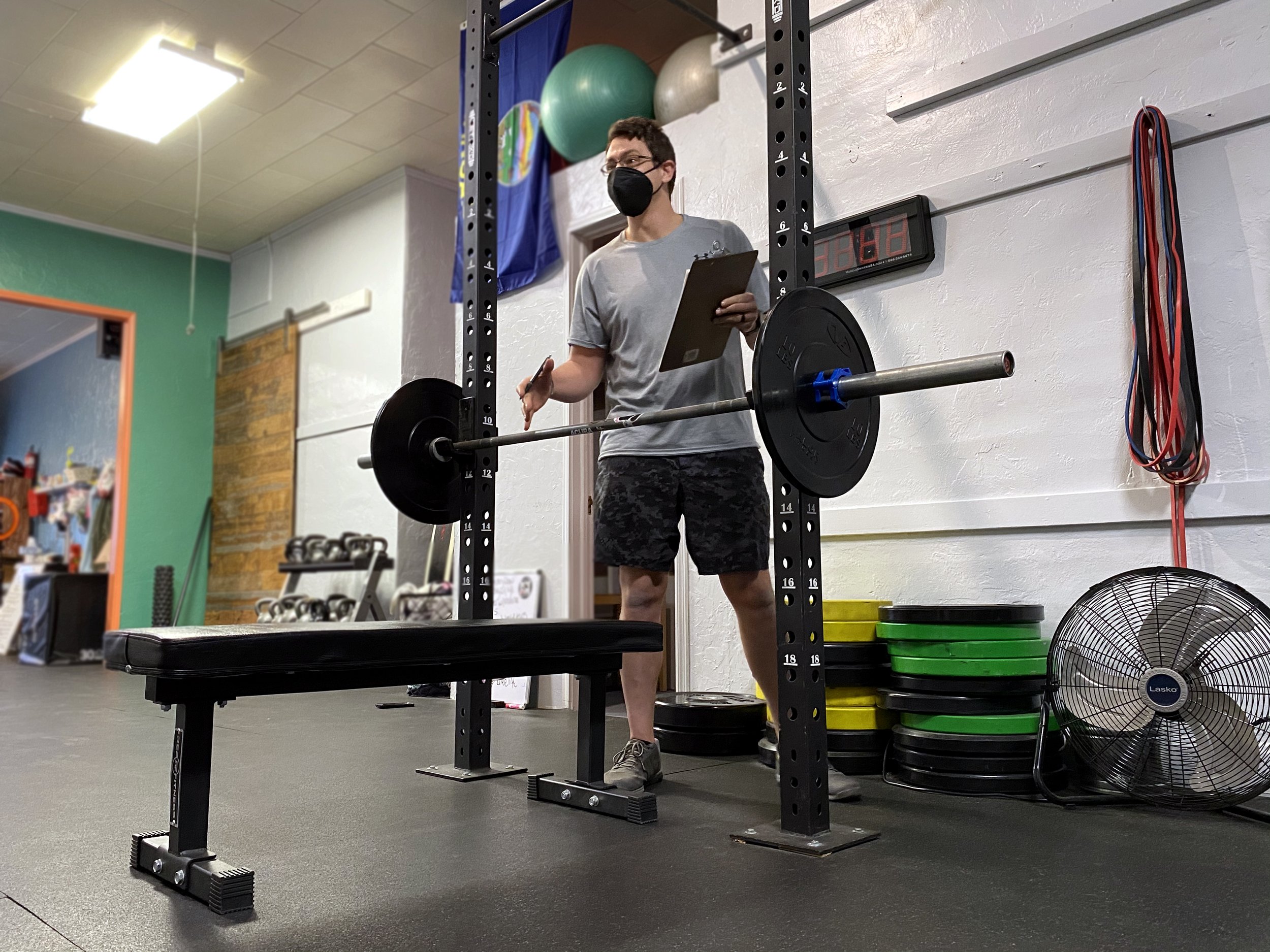 Bench press with Coat Pat