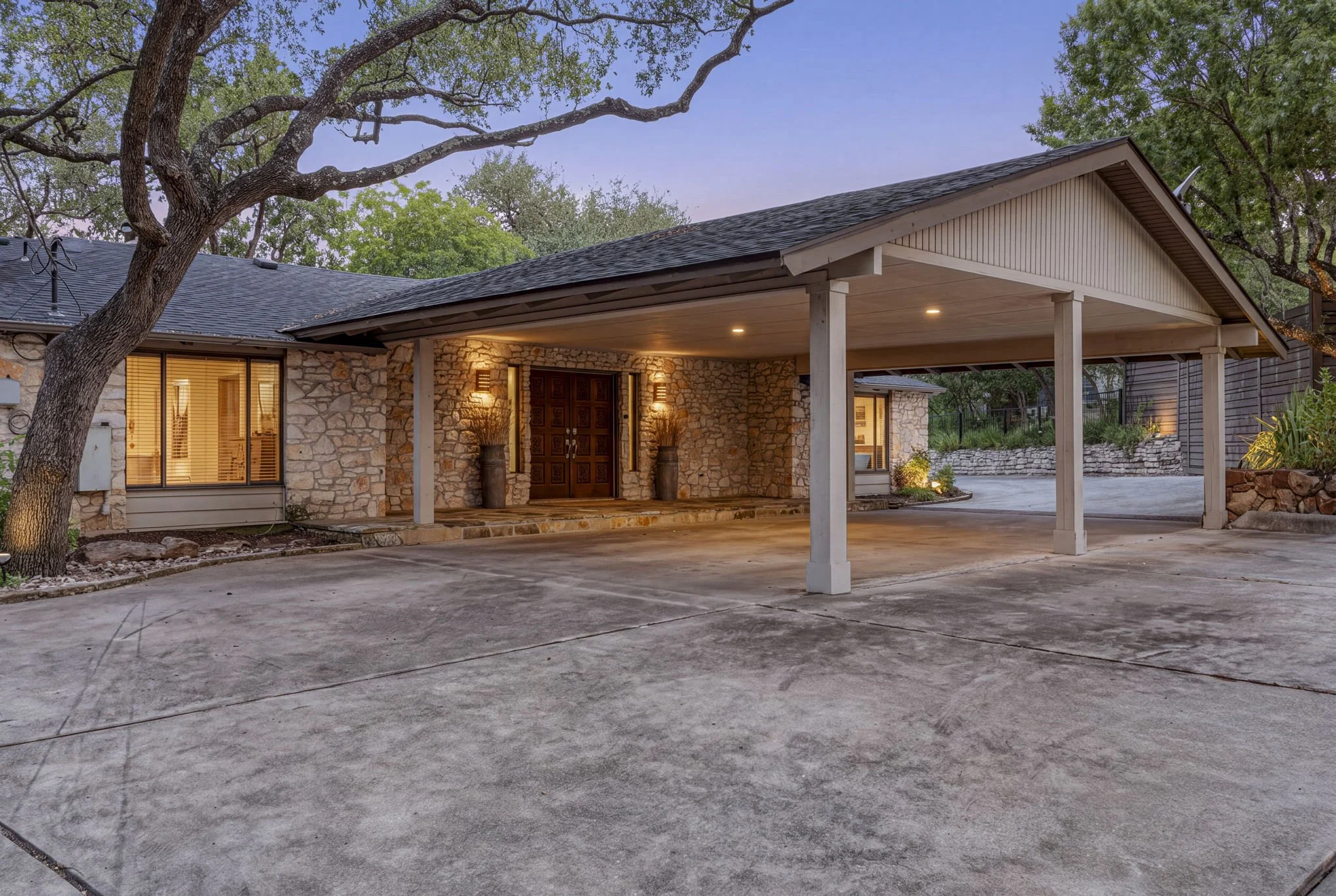 51-web-or-mls-Knollwood Twilight_01.JPG