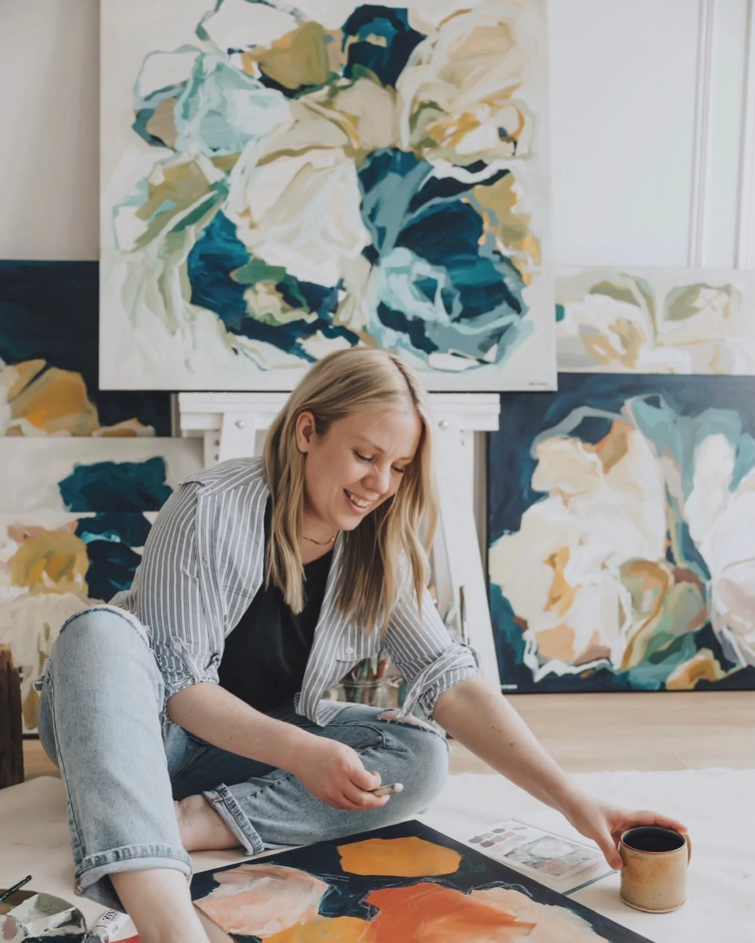 Hello! I&rsquo;m Kelly. 👋

I thought I&rsquo;d take a minute to reintroduce myself and share a little about the person behind the art.

I&rsquo;m an artist based just outside Edmonton, Alberta. I graduated from AUArts in Visual Communication Design,