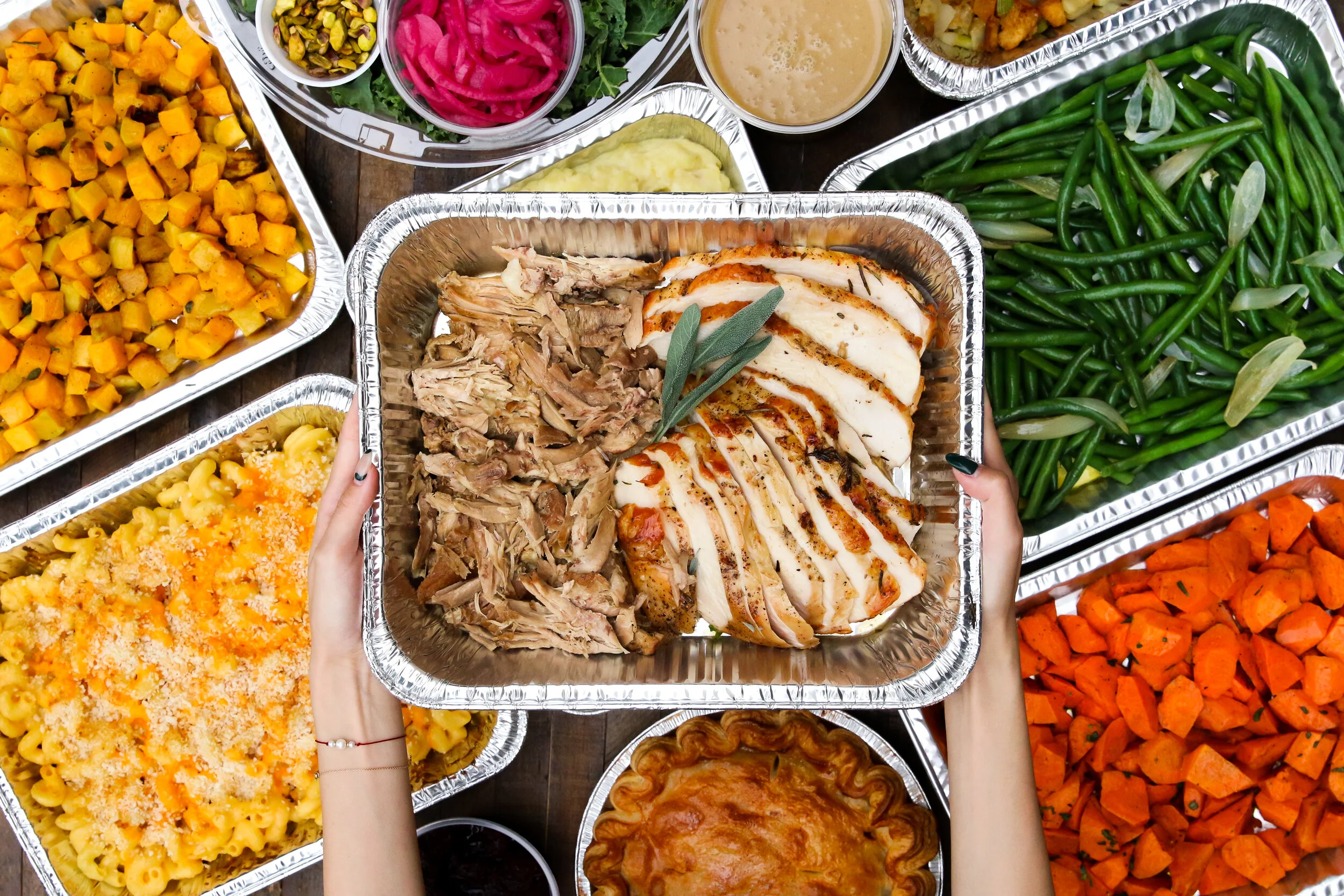 How to host a stress-free Thanksgiving meal