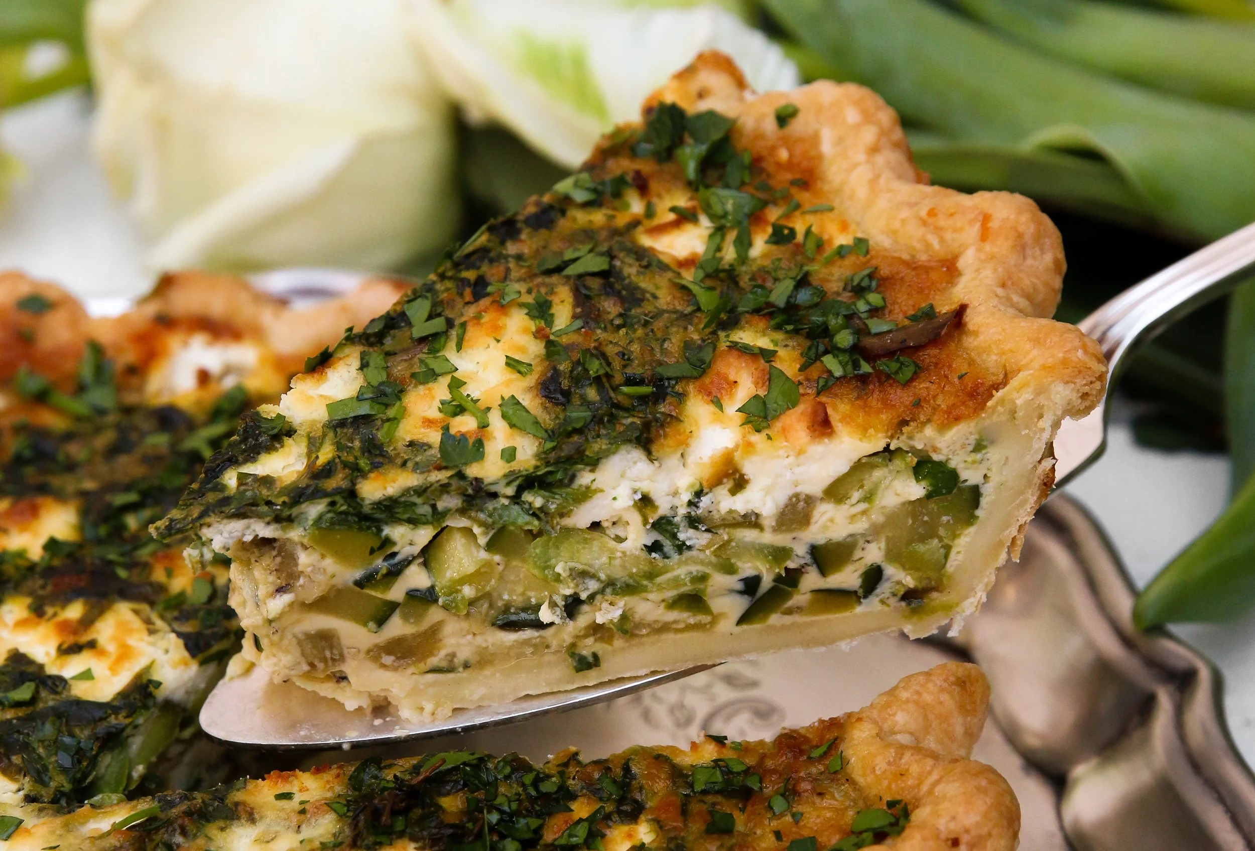 6 reasons to hire a caterer for your next event
