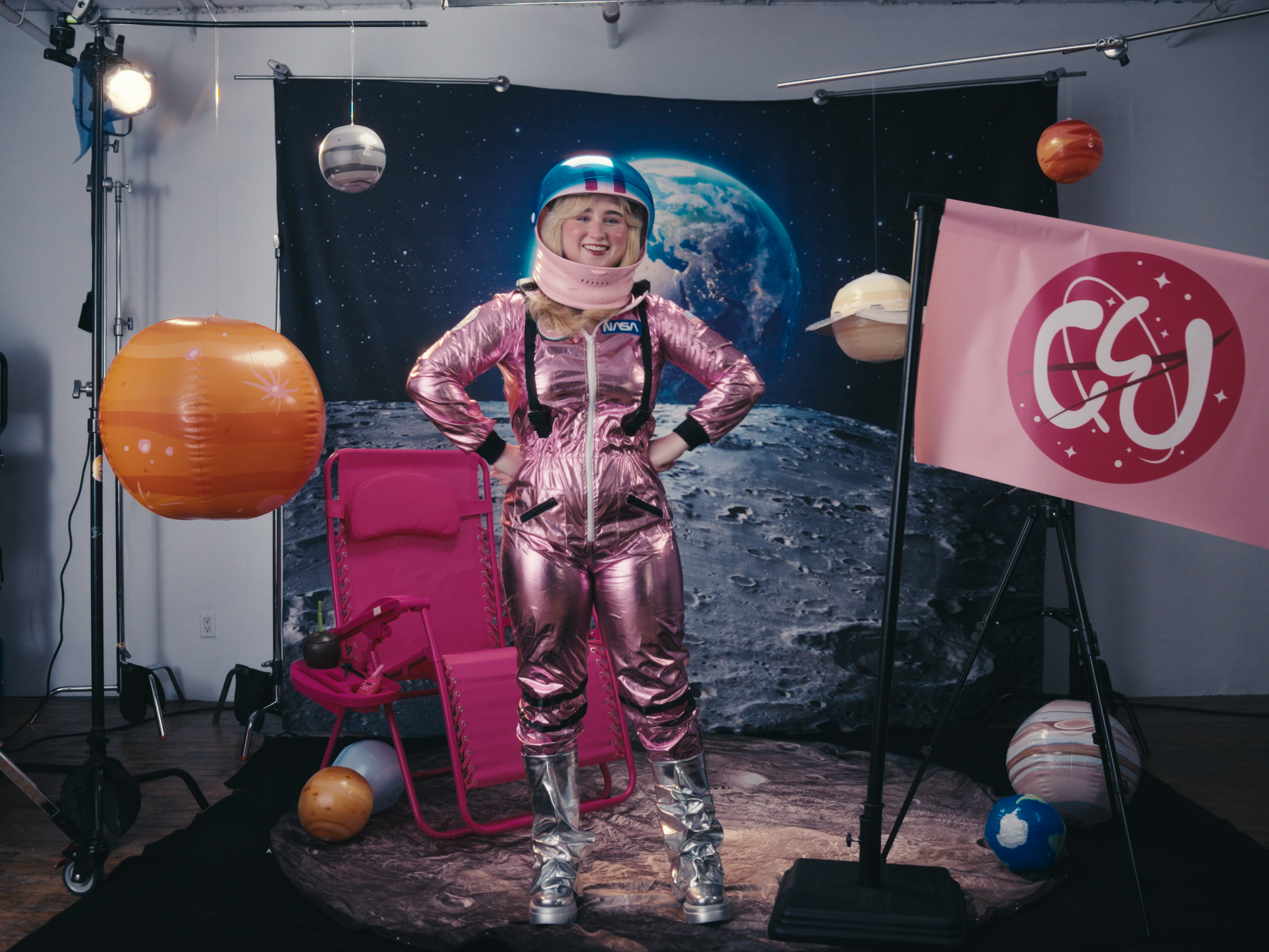 Charlie Weld - SYA_HQ Stills_1.63.2.png