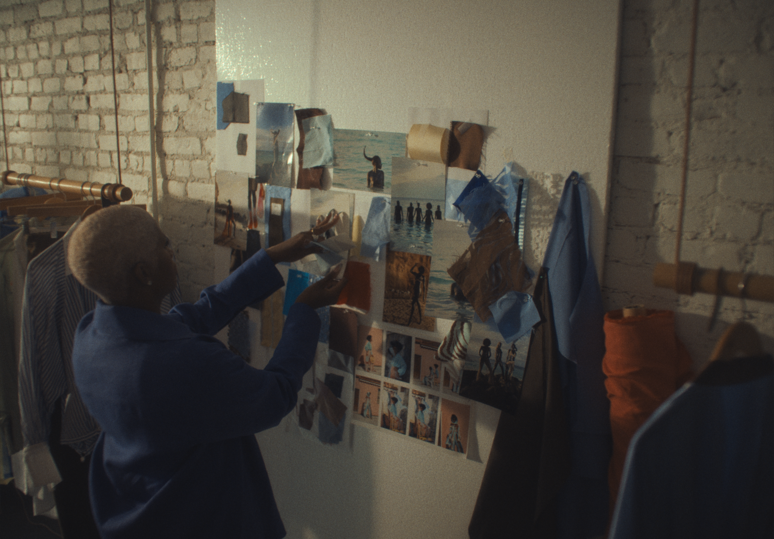 Essence - Smart Water_HQ Stills_1.41.1.png