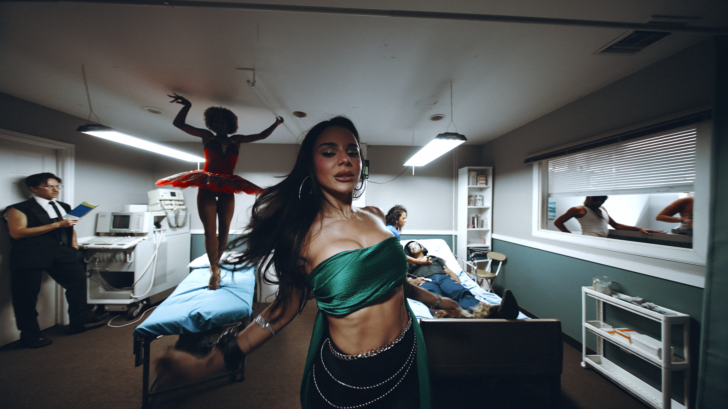 Izzy L. - FOB_Website HQ Stills-3.png