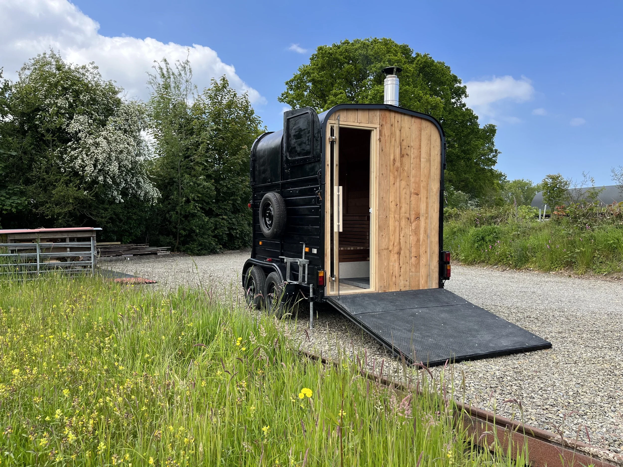 Horsebox Woodfired Sauna, Bristol — Pods of Wales