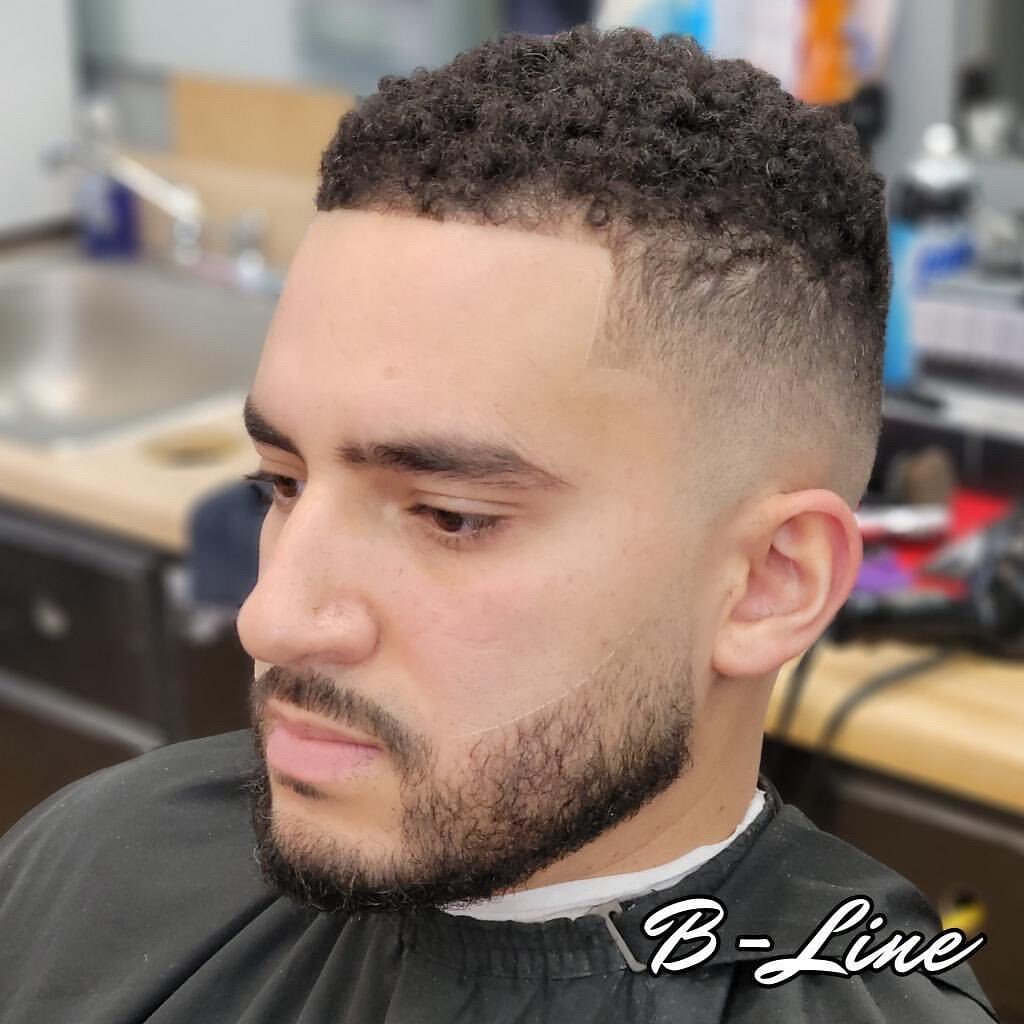 ｓｈａｒｐ 

Haircut &amp; beard @bwilz50 

#hair #haircut #hairstyle #barber #barbershop #barberlife #barbershopconnect #barbering #fade #hanzonation #nastybarbers #sharpfade #clevelandbarbers #cleveland #clevelandbrowns #browns #cavs #clevelandindians #