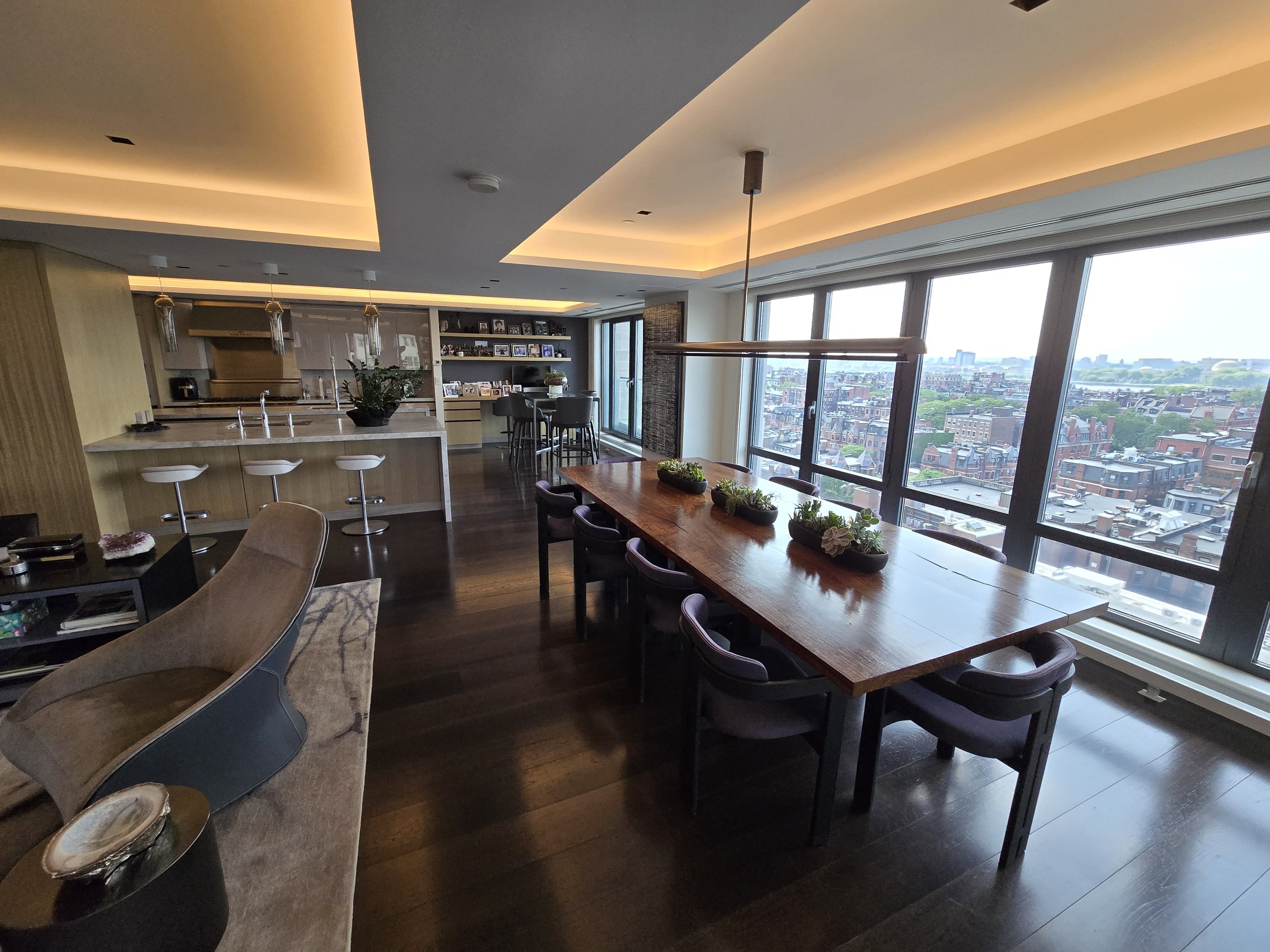 Interior and rooftop 6.jpg