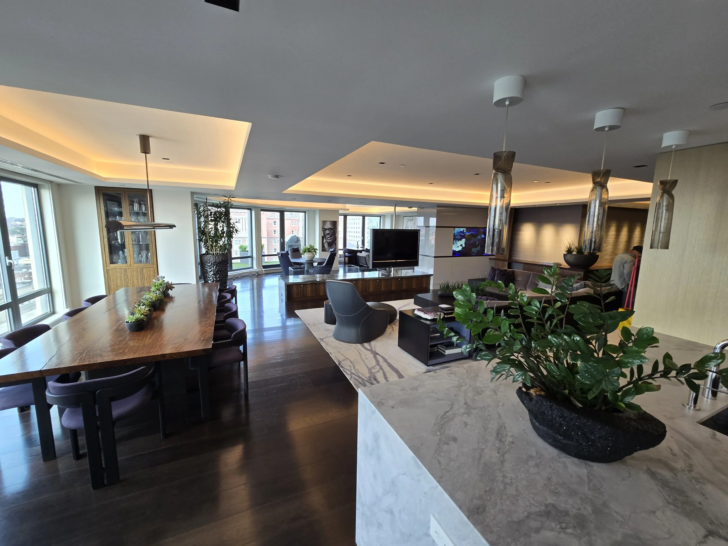 Interior and rooftop 3.jpg