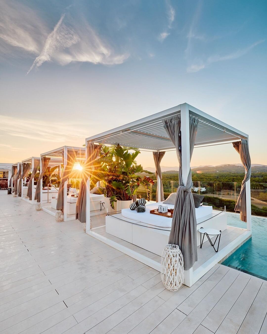 #AprilFool'sDay may be here, but there's no kidding around when it comes to the breathtaking sunsets at @BLESS Hotel Ibiza.