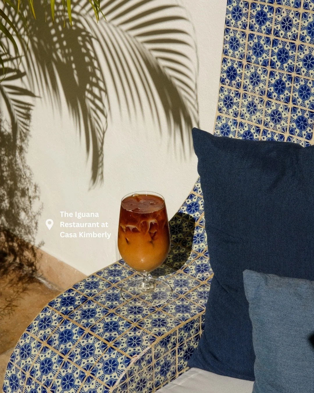 A glimpse into our #CIICClient @casakimberlyhotel: The Iguana Restaurant in Puerto Vallarta offers the perfect spot to pause and enjoy the details that make this destination so special. ✨ 

📸: @DonBorsch