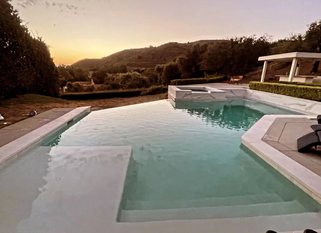 Sun up till sun down the Aquaman Leak Detection Team works hard to #justsavewater💦 

#poolleak 
#california