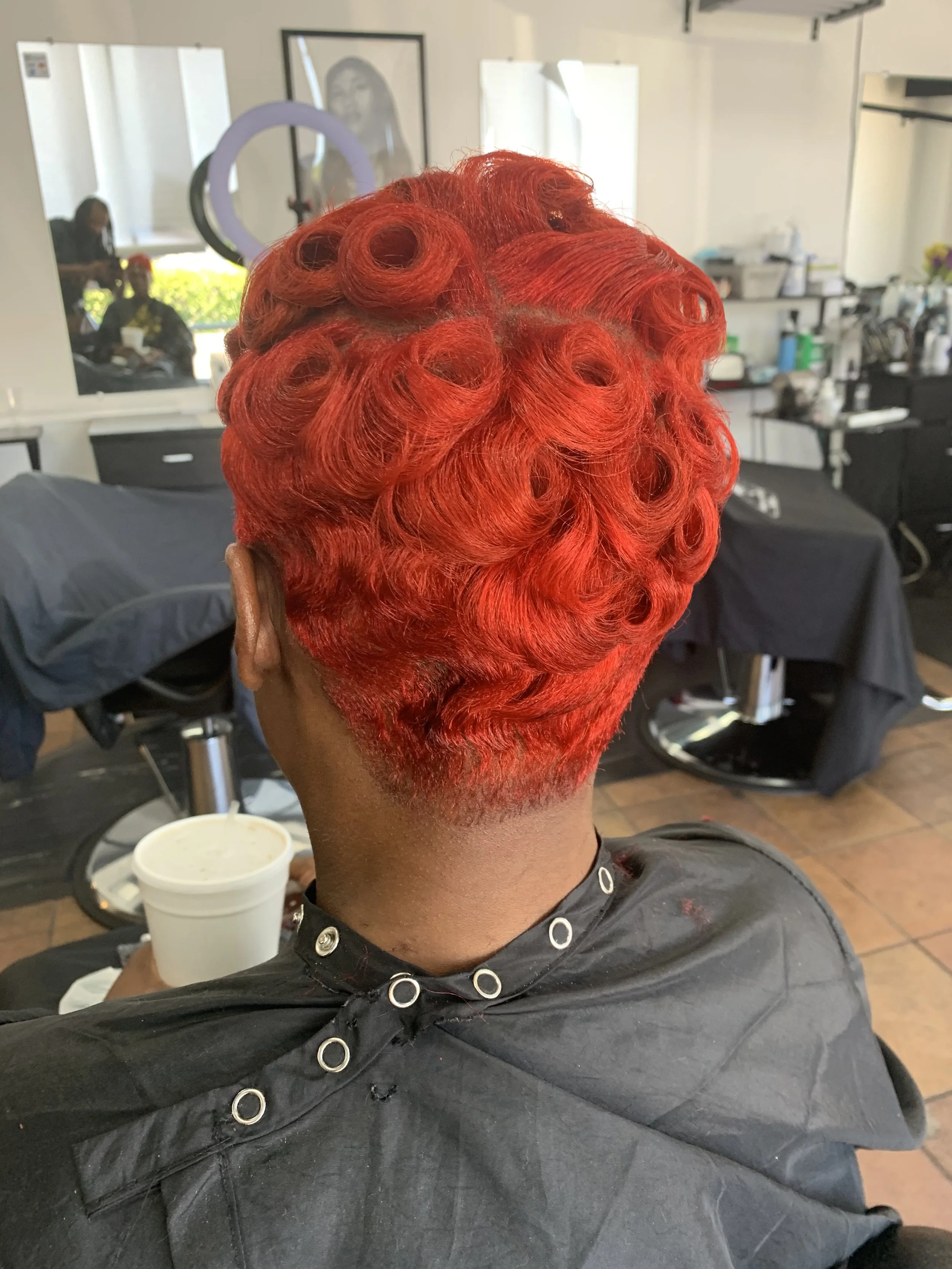 Step-Red-Pincurls-Back-Robert-Channelle.jpg