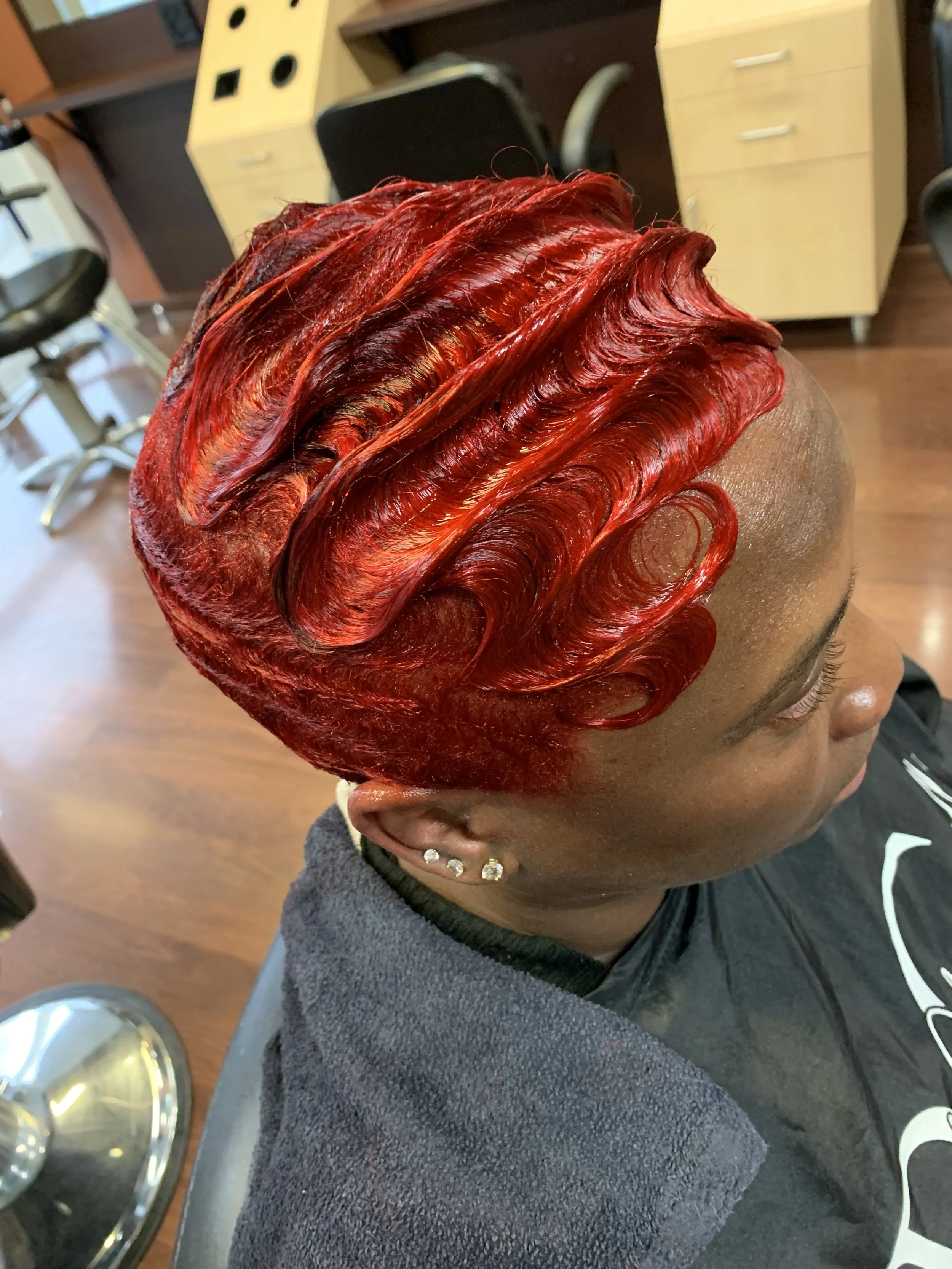 Sam-Waves-Red-Robert-Channelle.jpg