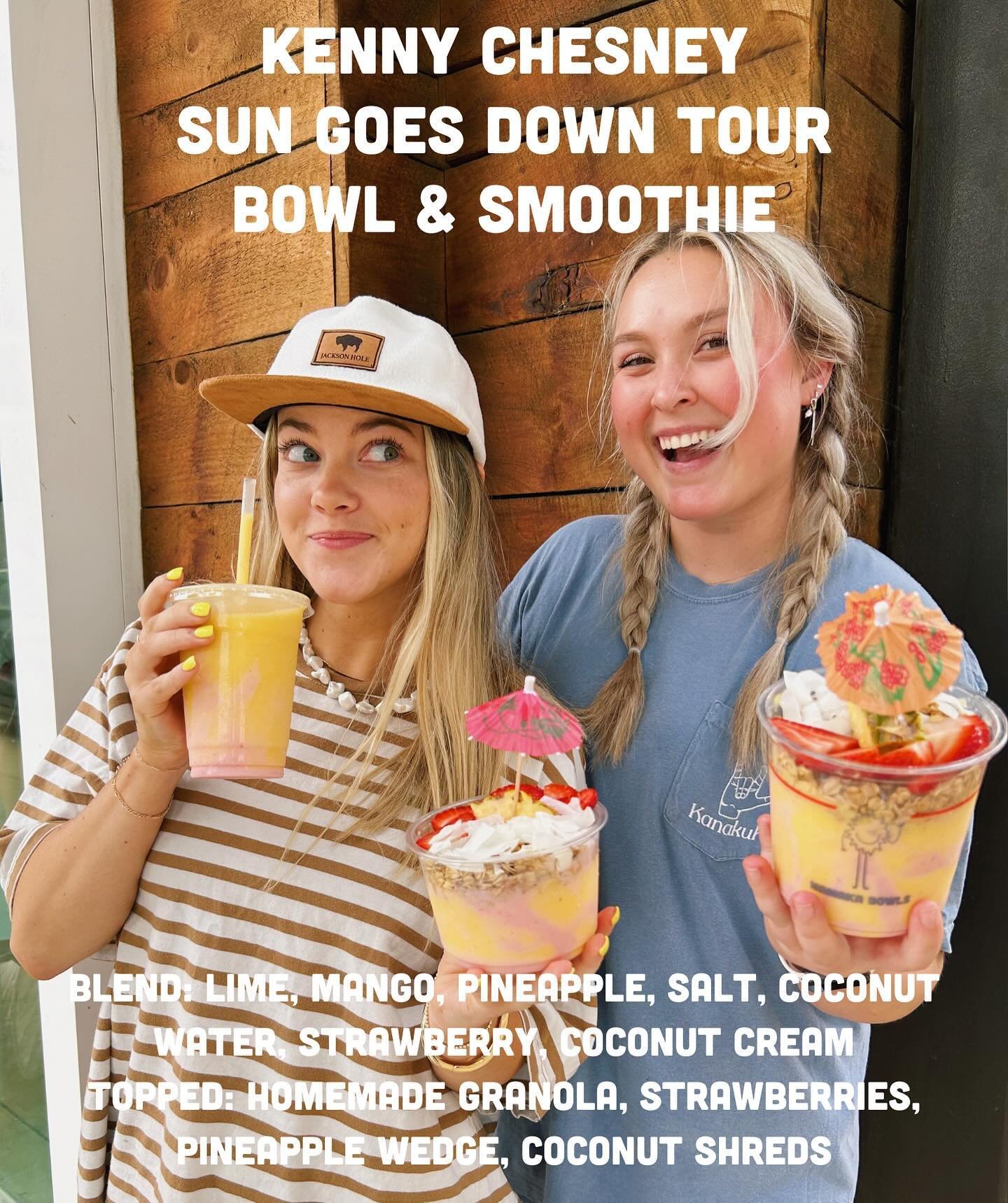teaming up with @kennychesney &amp; the official #sungoesdowntour from TODAY May 3 - May 11 !!!!!!

we are giving away TEN tickets to the AT&amp;T stadium show in Arlington and celebrating the tour with a limited edition bowl and smoothie in the fort