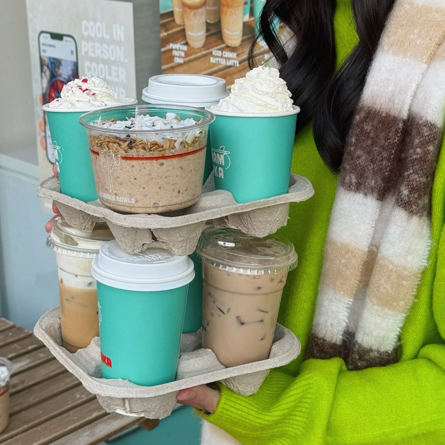 MAMAKAMASSSSS!!!!! day 5!!!!! half off seasonal items ALLLLLLLL day!!!!!! 🎄🎅🏽❄️🎿☕️