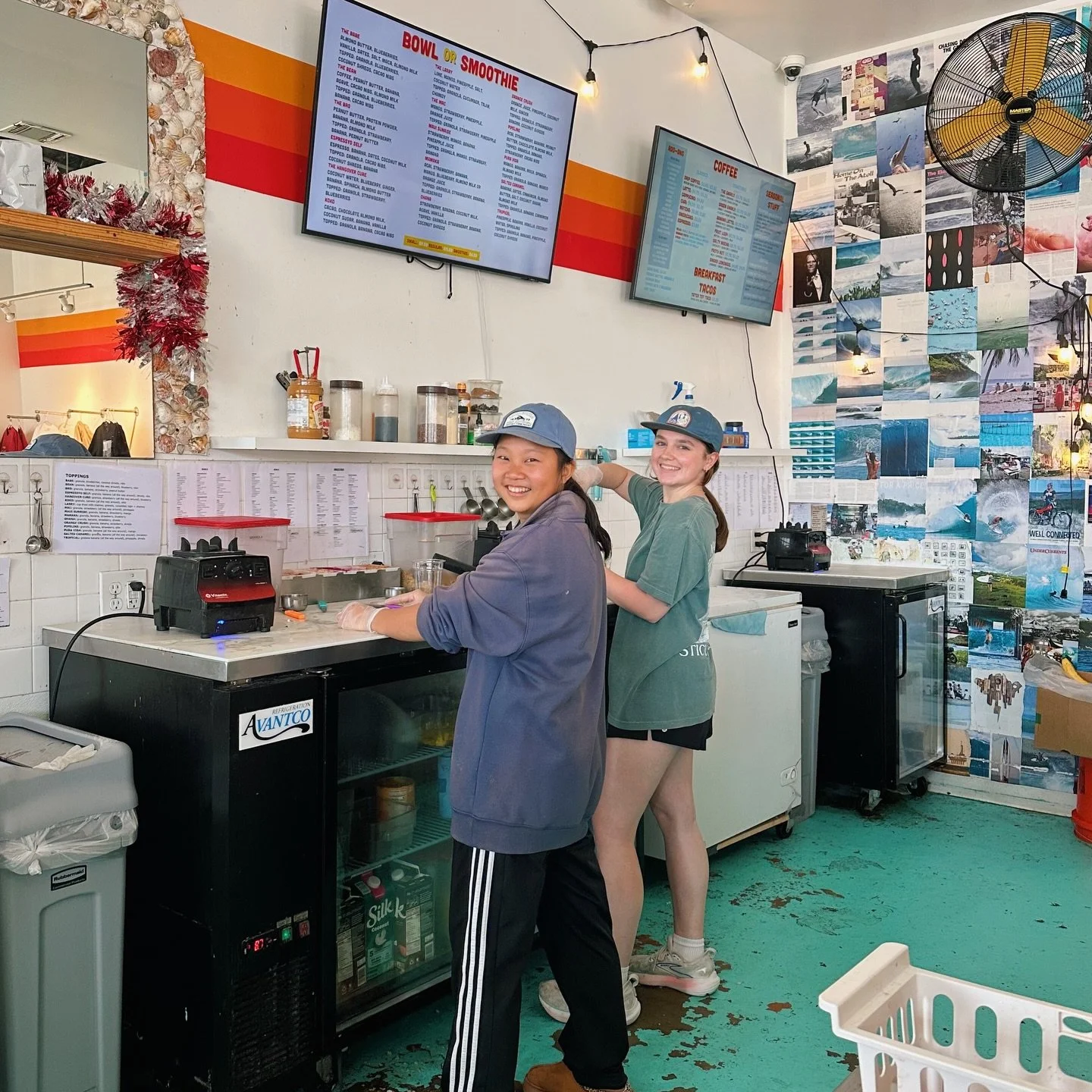 mamaka holiday hours!!!!!! 🫶🏽🎄☃️
christmas eve - closed
christmas - closed
new year&rsquo;s eve - 8 AM-5 PM
new year&rsquo;s day - closed