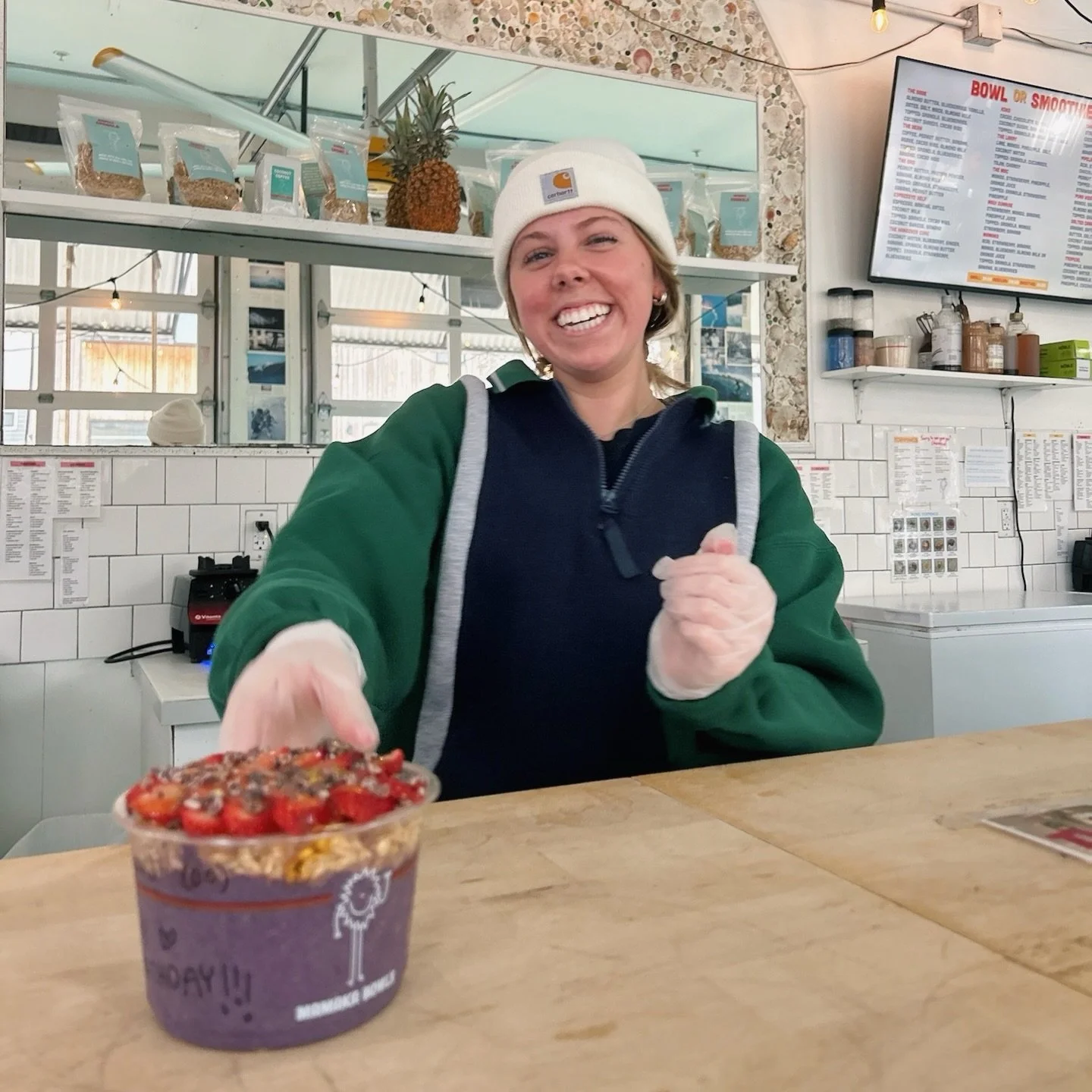 somebody call chiquita it&rsquo;s getting bananas out here!!!!!!! WE&rsquo;RE BAAACCKKKKKK ⛷️🌞❄️