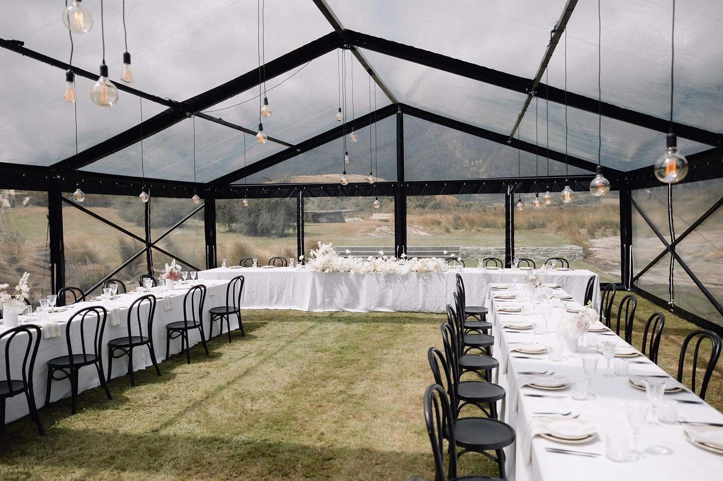 Had your eye on a clear marquee for your special event (they are pretty epic aren't they) 🖤 then check out our latest giveaway ~ for more info, see our bio.