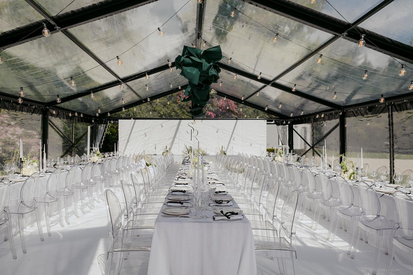The magic that happens when the @alexandrakatecreative team is behind the scenes &bull; transforming any space into a masterpiece ✨🪄

Bunch of epic (and very talented) vendors tagged below 

Photography - @emily_adamson 
Wedding planner + stylist - 
