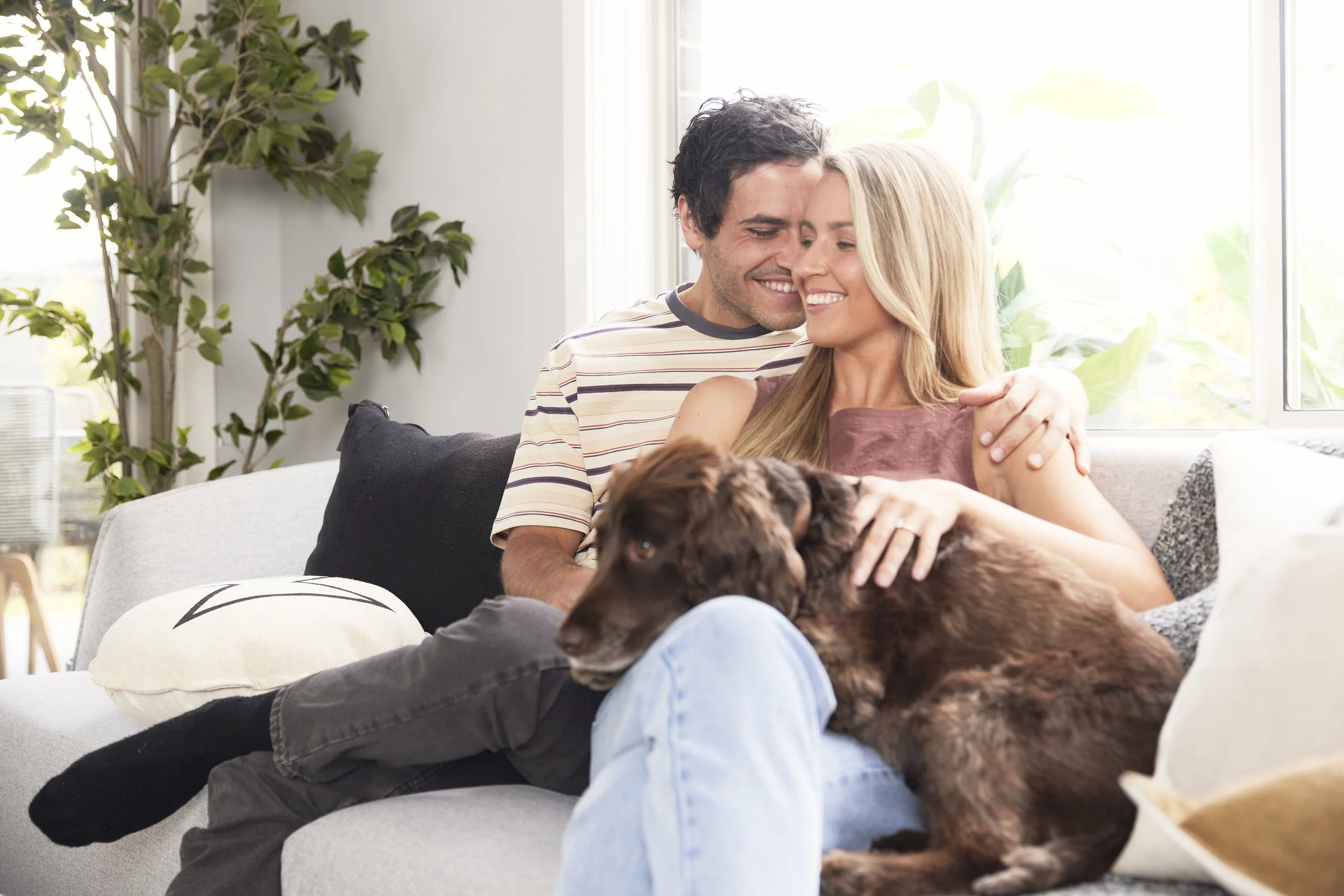 LivingRoom_HomeSolution_Lifestyle_0275.jpg