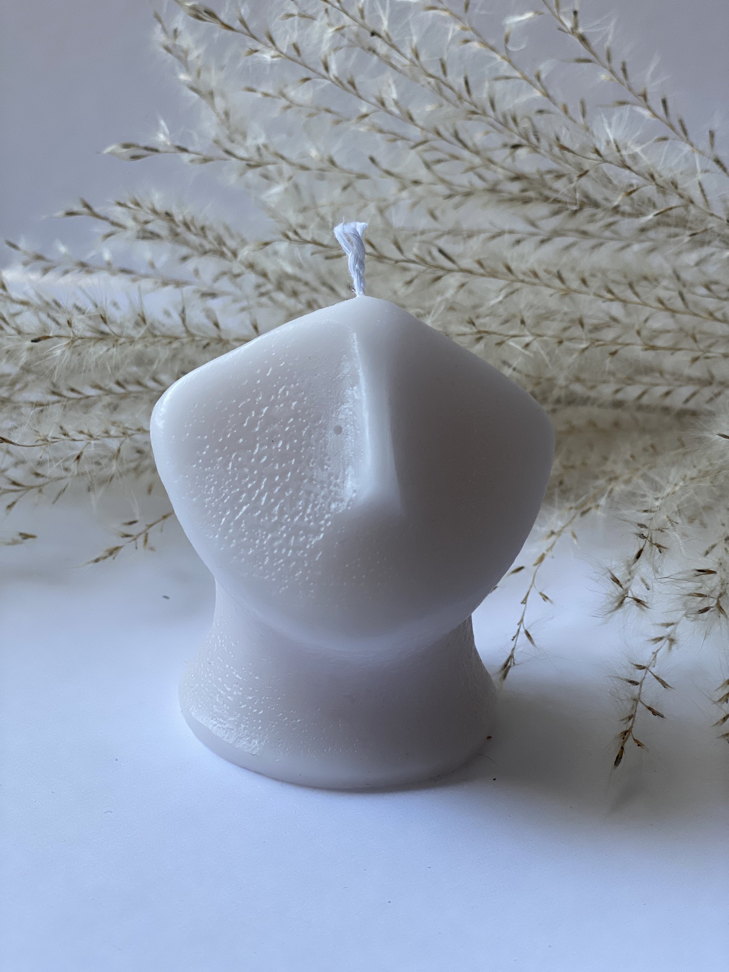 Gypsum Nordic Facials no face beeswax trendy candles