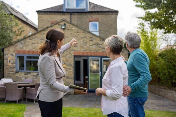 Downsizer Contributions and the Main Residence Exemption