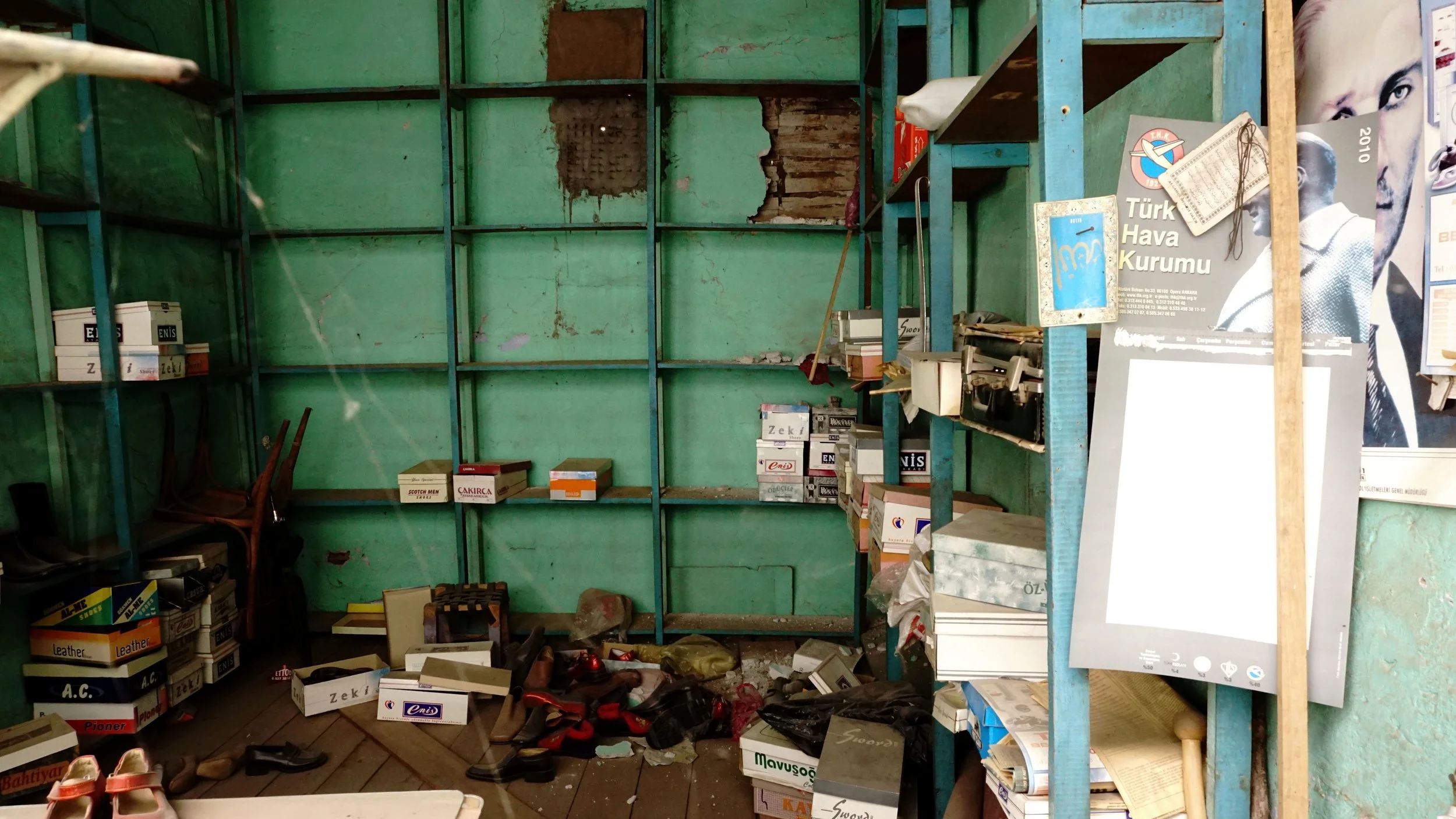 221107-maden-bos magaza.jpg