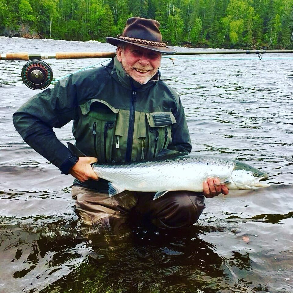 The great dane

Thomas is our good friend from Denmark and here he is with a fresh june fish. 
What a fish and what a smile. 🇩🇰

#kengisbruk #flyfishing #kengisfeeling #balticsalmon