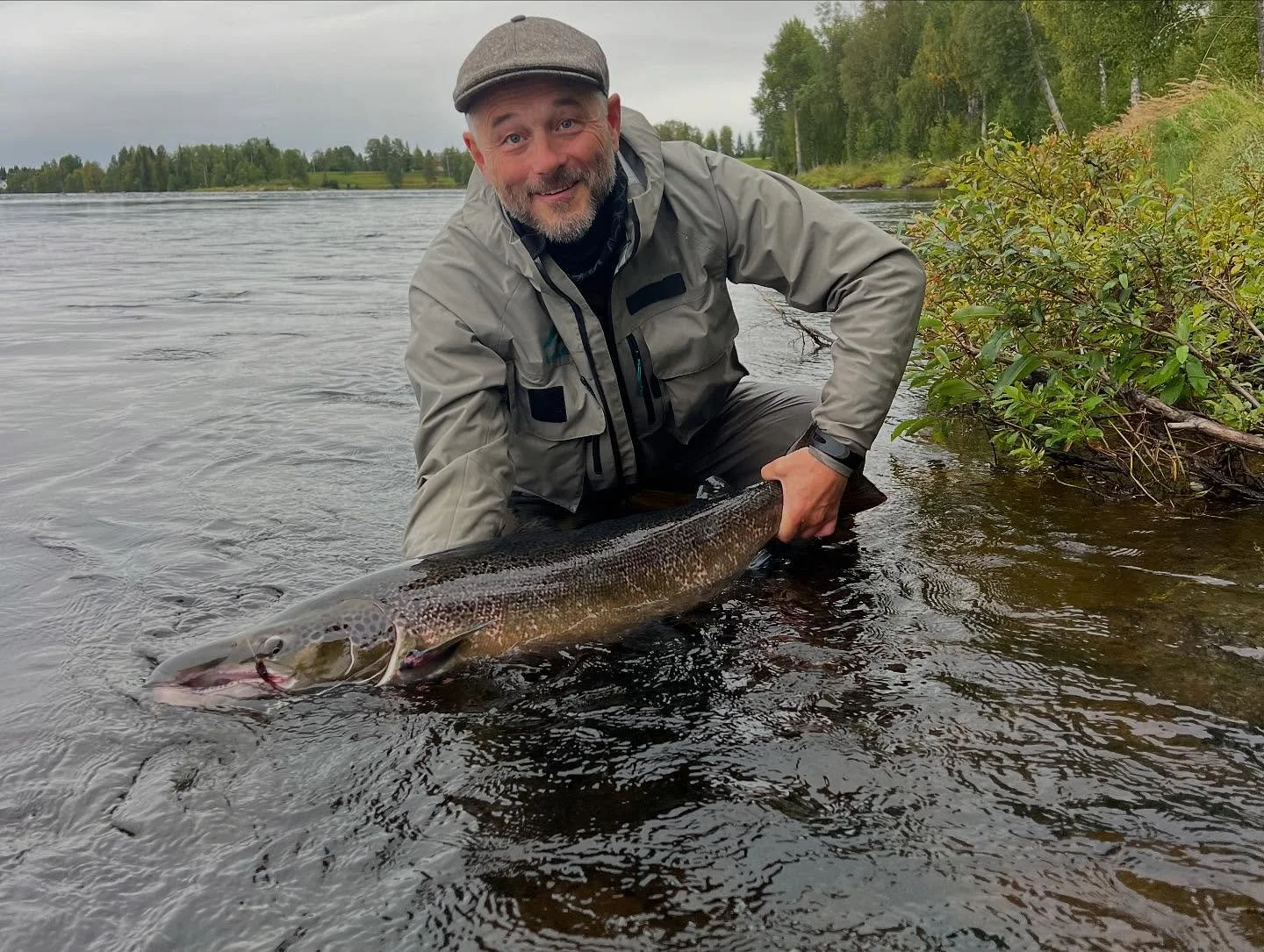 NEW BLOG - &ldquo;Week 35 - When grown men cry&rdquo; 

Last week blog of the season and what a week we had. 

We had an incredible ending of the season and the fishing was really good. 

And why did the grown men cry? 

Read more from the link in bi