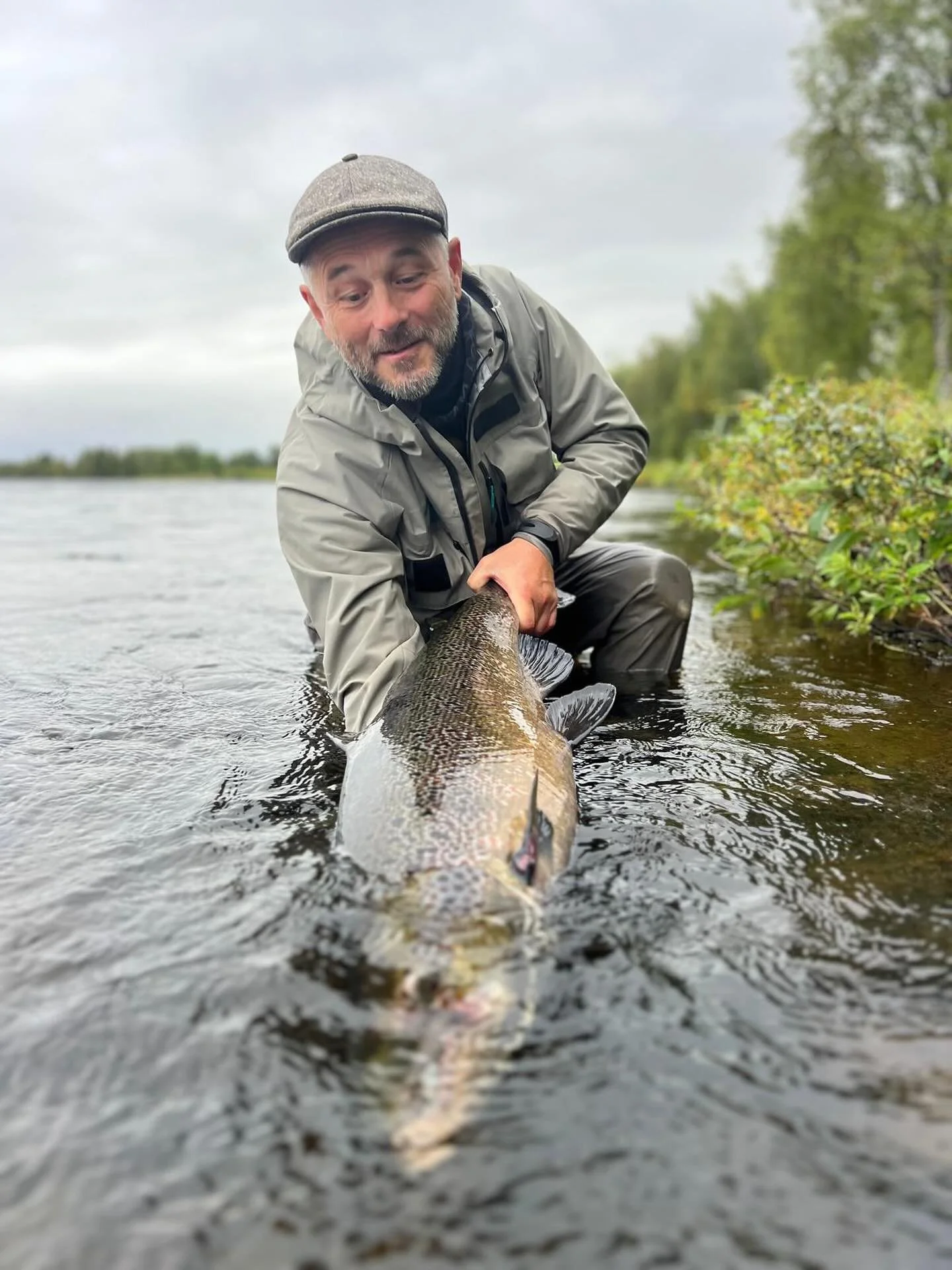 Late season magic 

When you end your season lige this you can&rsquo;t wait for the next season. 

When you shake and smile you know the catch was special. 

Great work Frantz. 

See you in 2026! 

#kengisbruk #flyfishing #kengisfeeling #balticsalmon