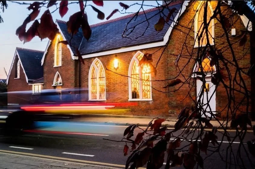 Love this day to night capture by @louisekingphotography_essex

Choosing a photographer who knows your venue well is always a good idea ✨