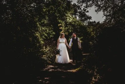 Three minutes walk from the venue is @nationaltrust site Rayleigh Mount - perfect for some natural outdoor shots.

It&rsquo;s a good idea to have a photographer who is familiar with the venue and the various photo opps, come and say hi to @louiseking