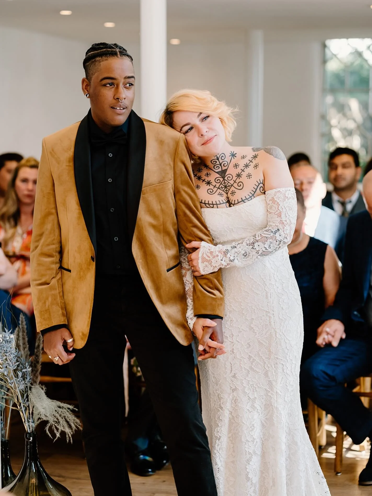 Ophelia and CK had some beautiful personal additions to their ceremony as well as some incredible styling. Couples making the day truly their own is our fave ❤️

Love this shot by @leeshawilliamsphotoandfilm