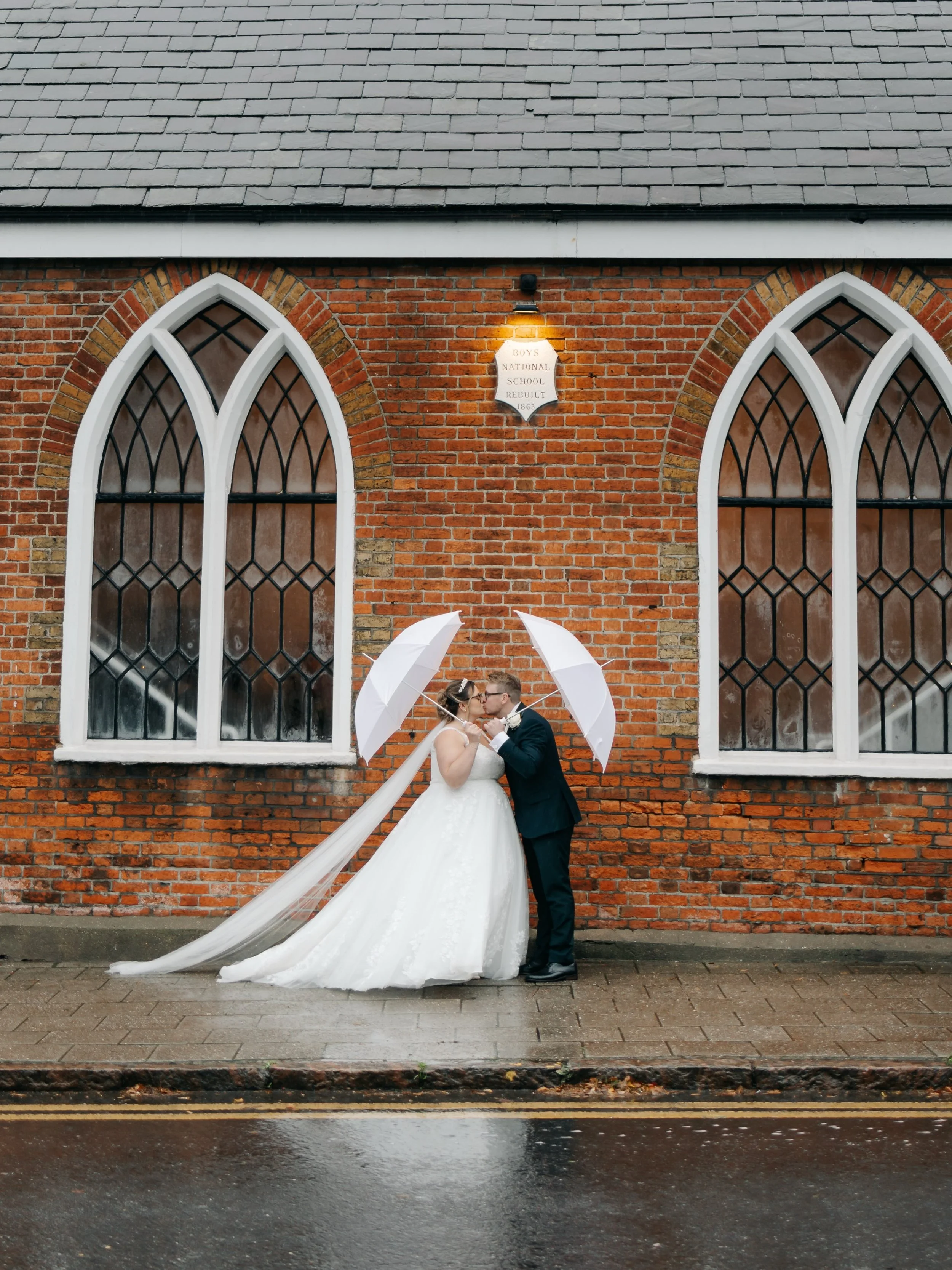 When there&rsquo;s a storm with an actual name on your wedding day @rialopezphotography has you covered with the coolest pics.

Thank you A&amp;A for letting us be a part of your day 💕