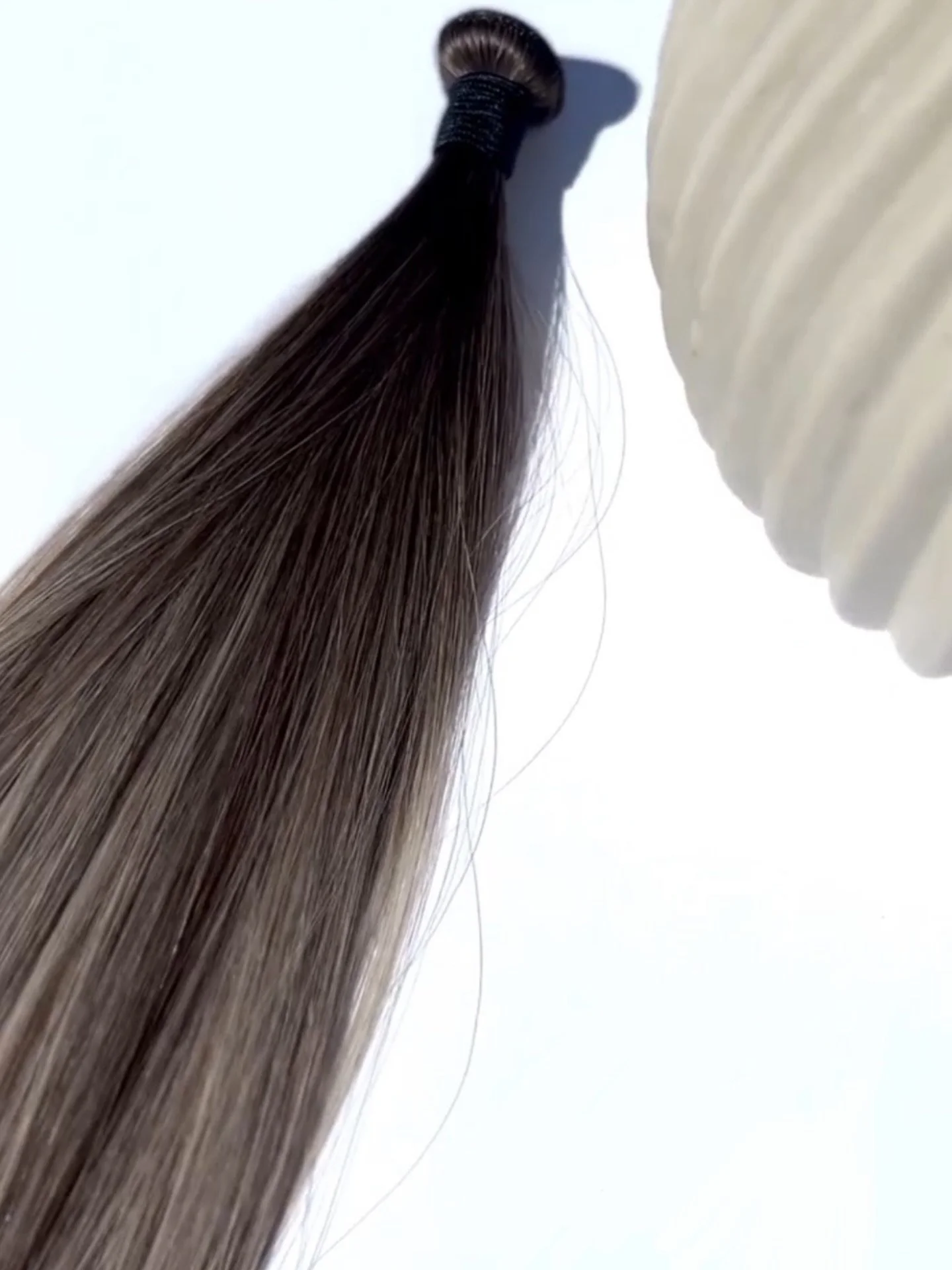 .

To our hand-tied lovers 🤍 
This is your sign -

our remaining hand-tied extensions are still 25% off!

final chance to shop while quantities last.

www.triannamarie.com