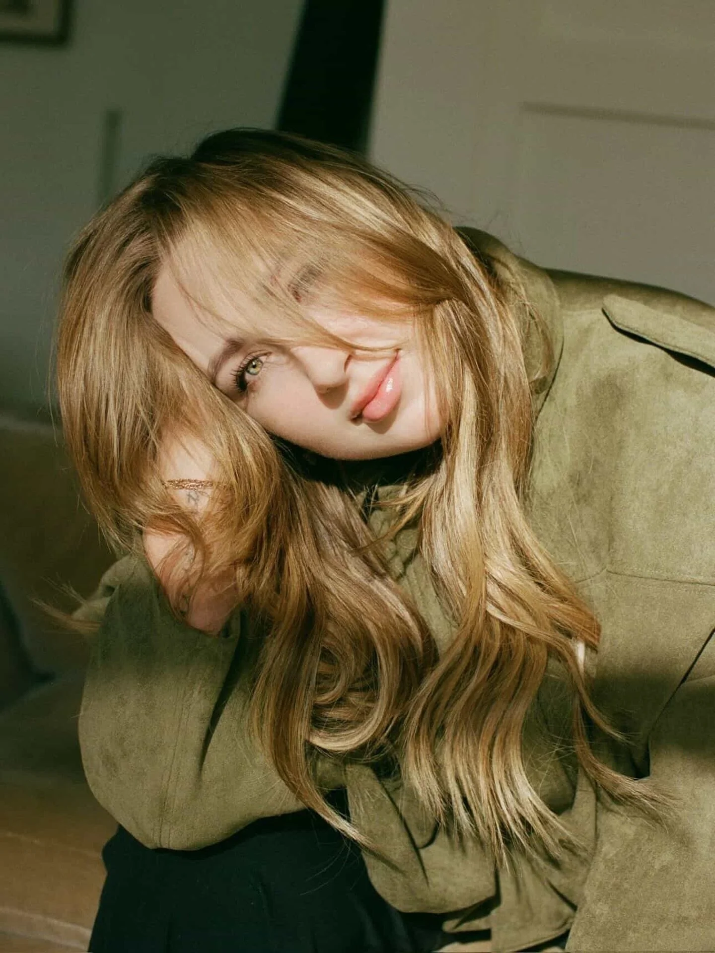 .
serving effortless.

@delaneydenham_ + @gracehair.company 

www.triannamarie.com