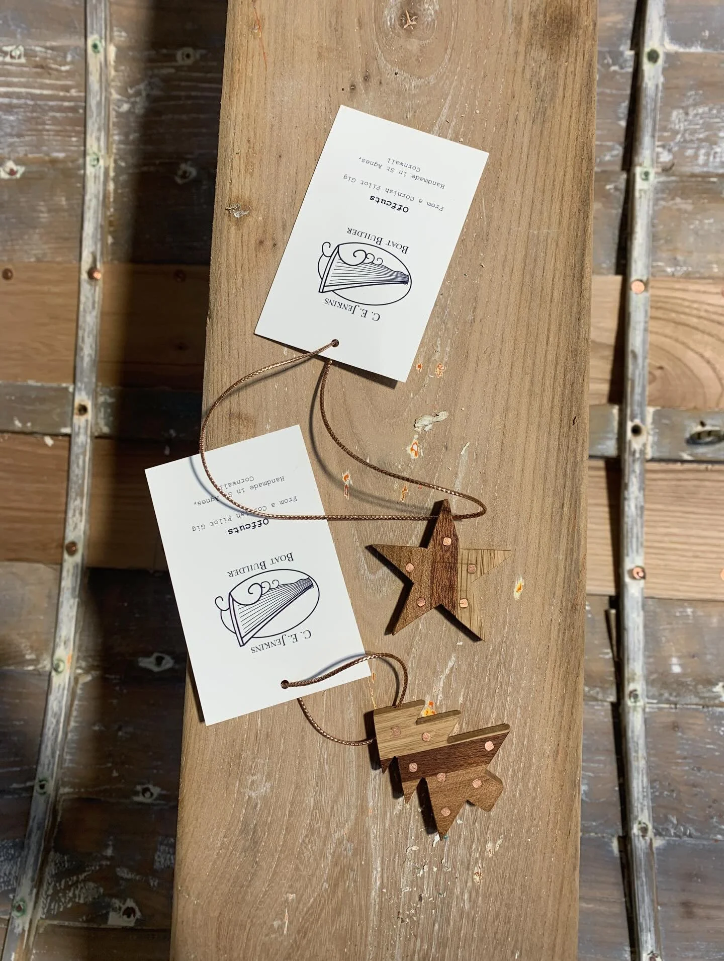 Feeling Christmassy! Latest creations from offcuts of Elm, Utile and Oak, with copper boat bail details. I use the rusty old boat nails picked up from the workshop floor, adding a slight challenge to create these but they sand up shiny and new. Find 